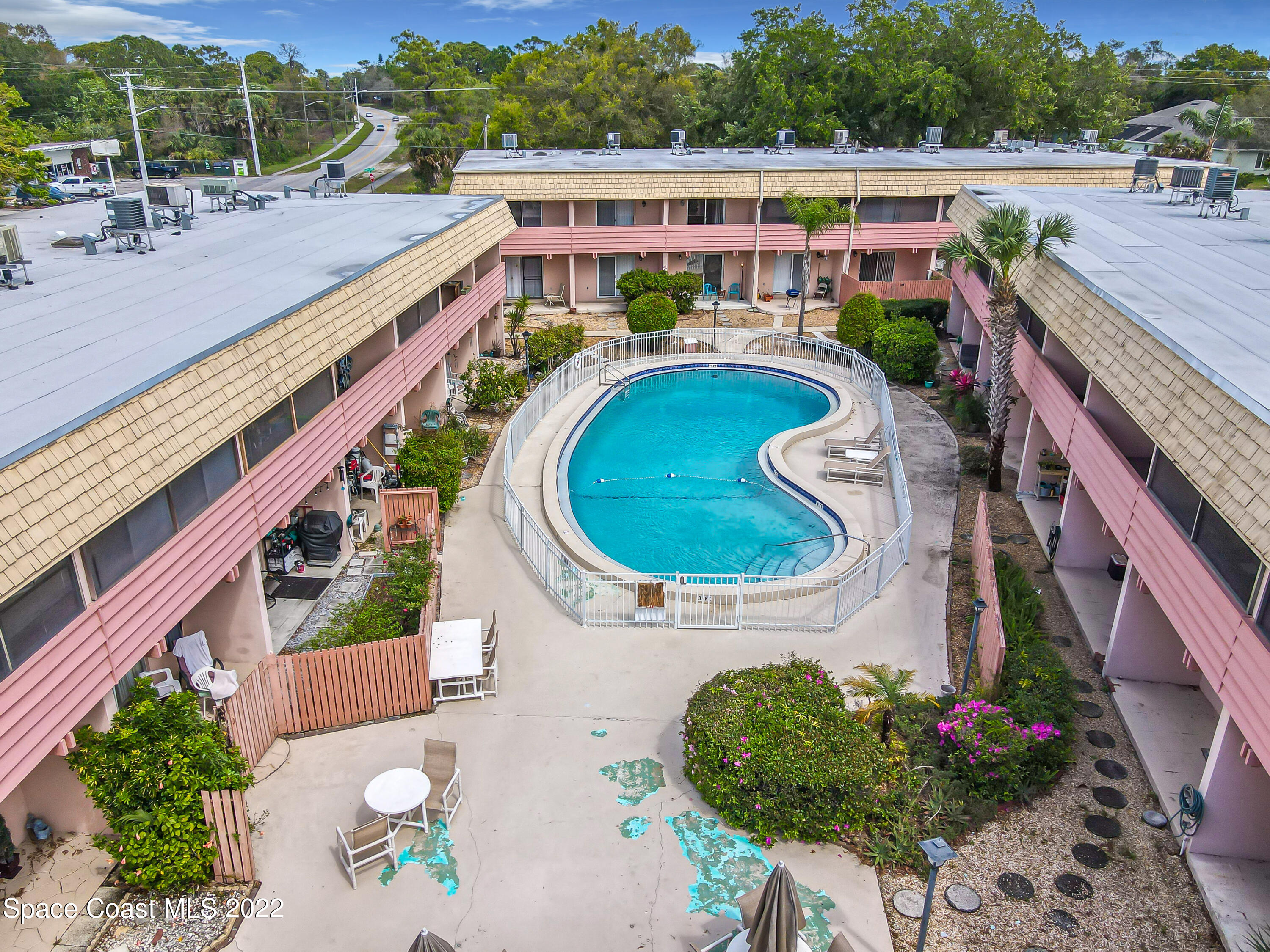 2487 Country Club Drive, 103