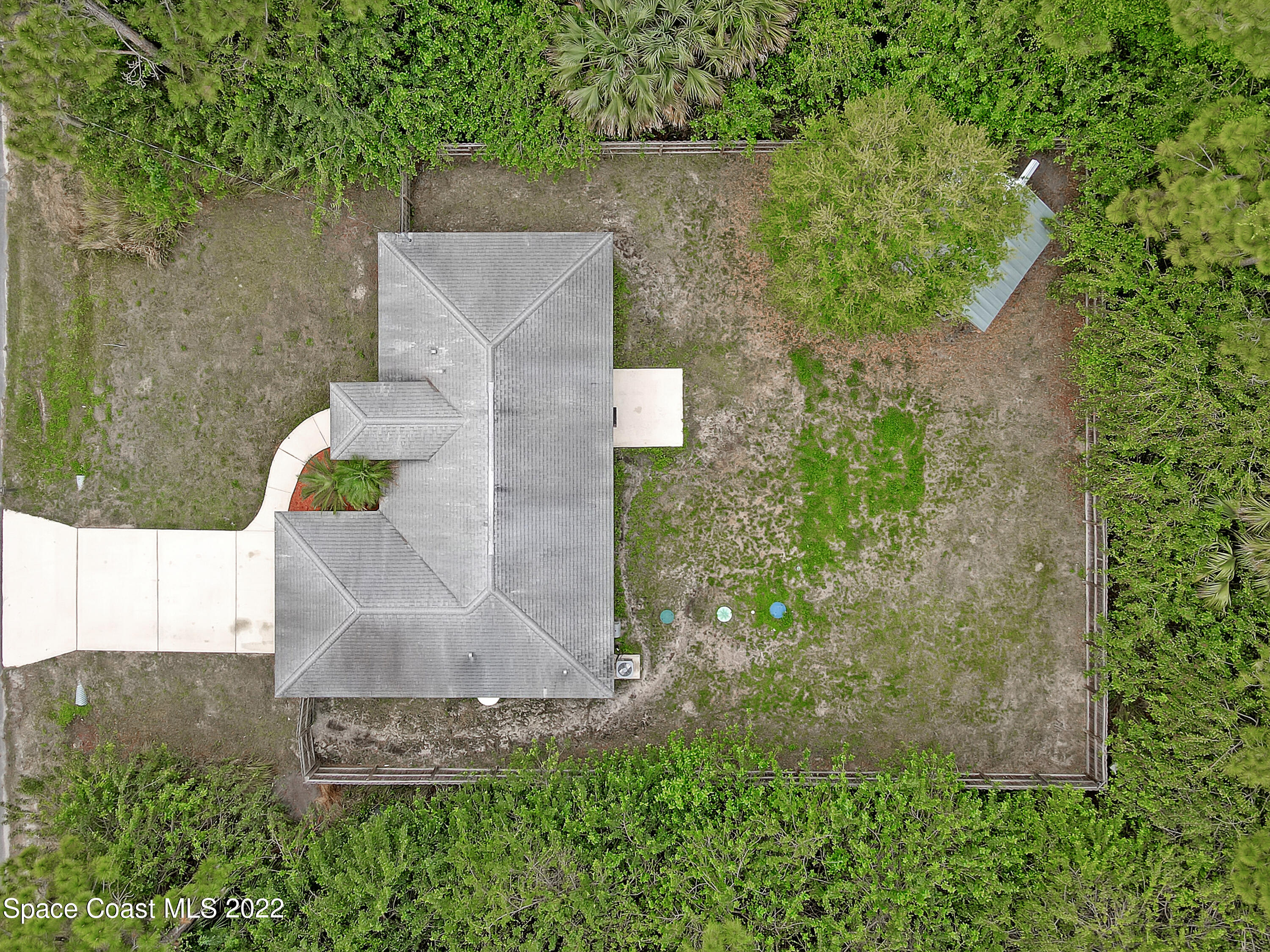 113 Feldman Street SE