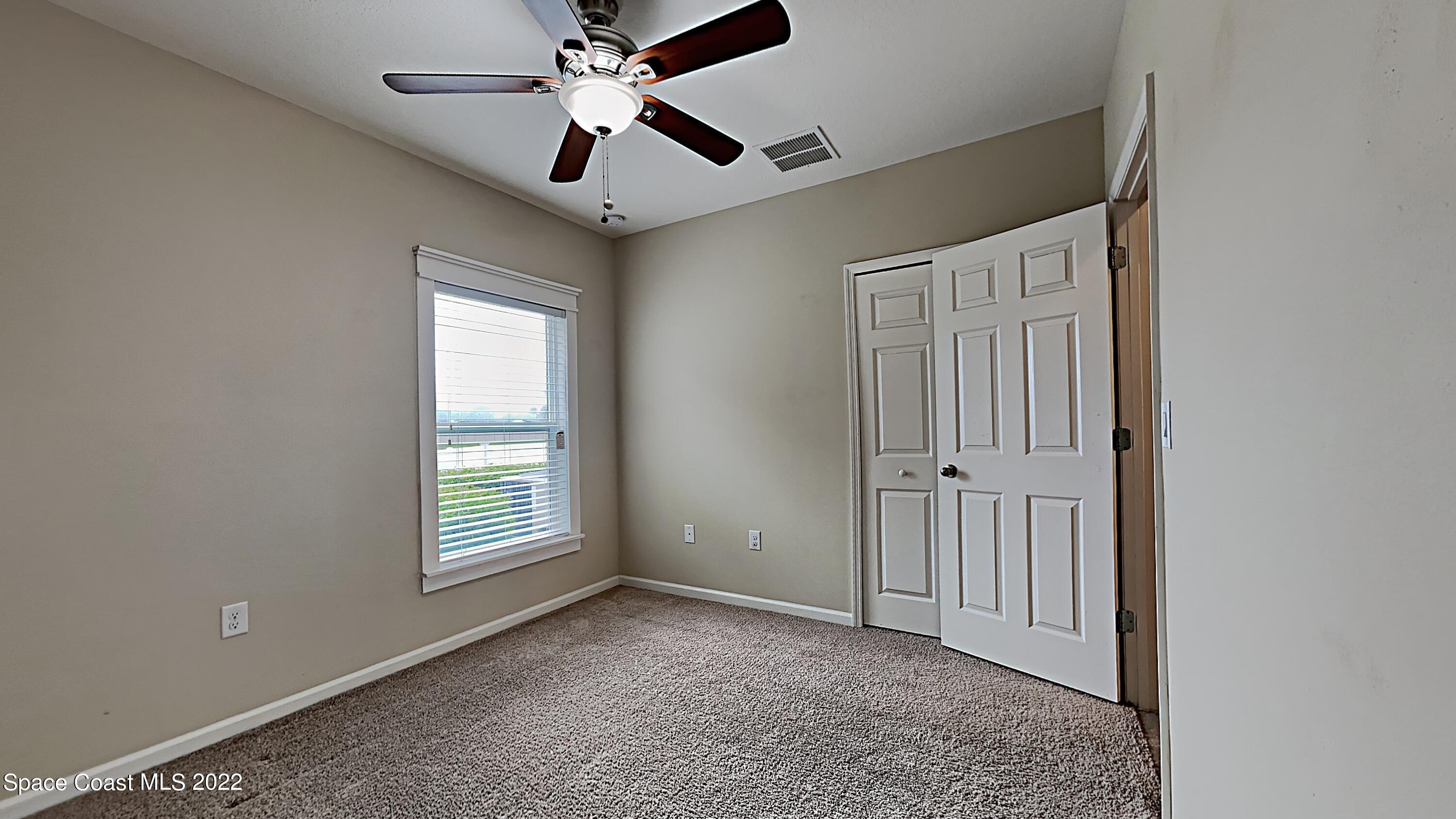 2416 Snapdragon Drive NW