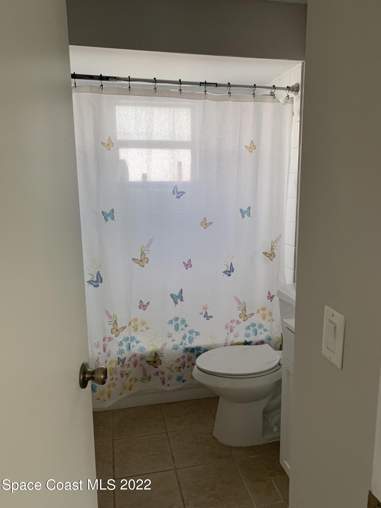 293 Cinnamon Lake Circle