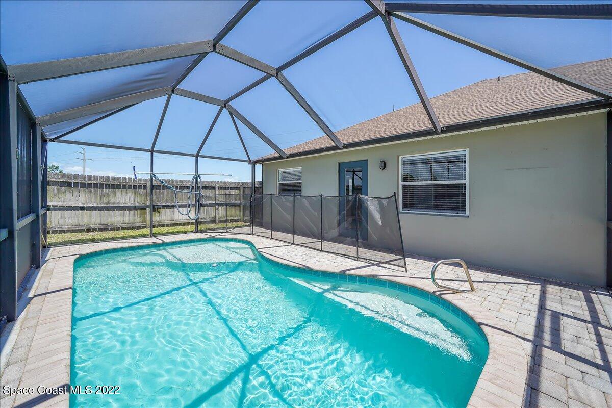 385 Melton Court