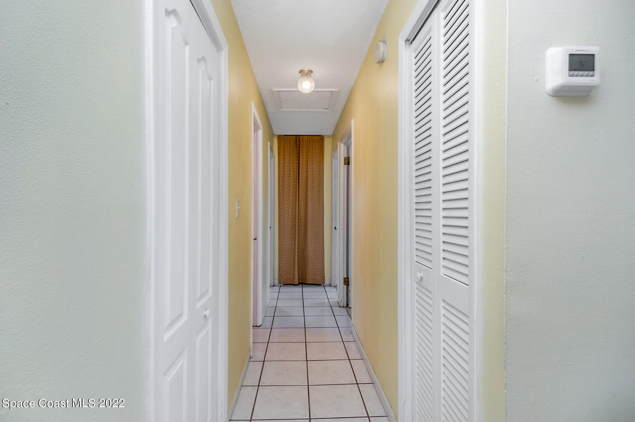 2275 Canterbury Lane