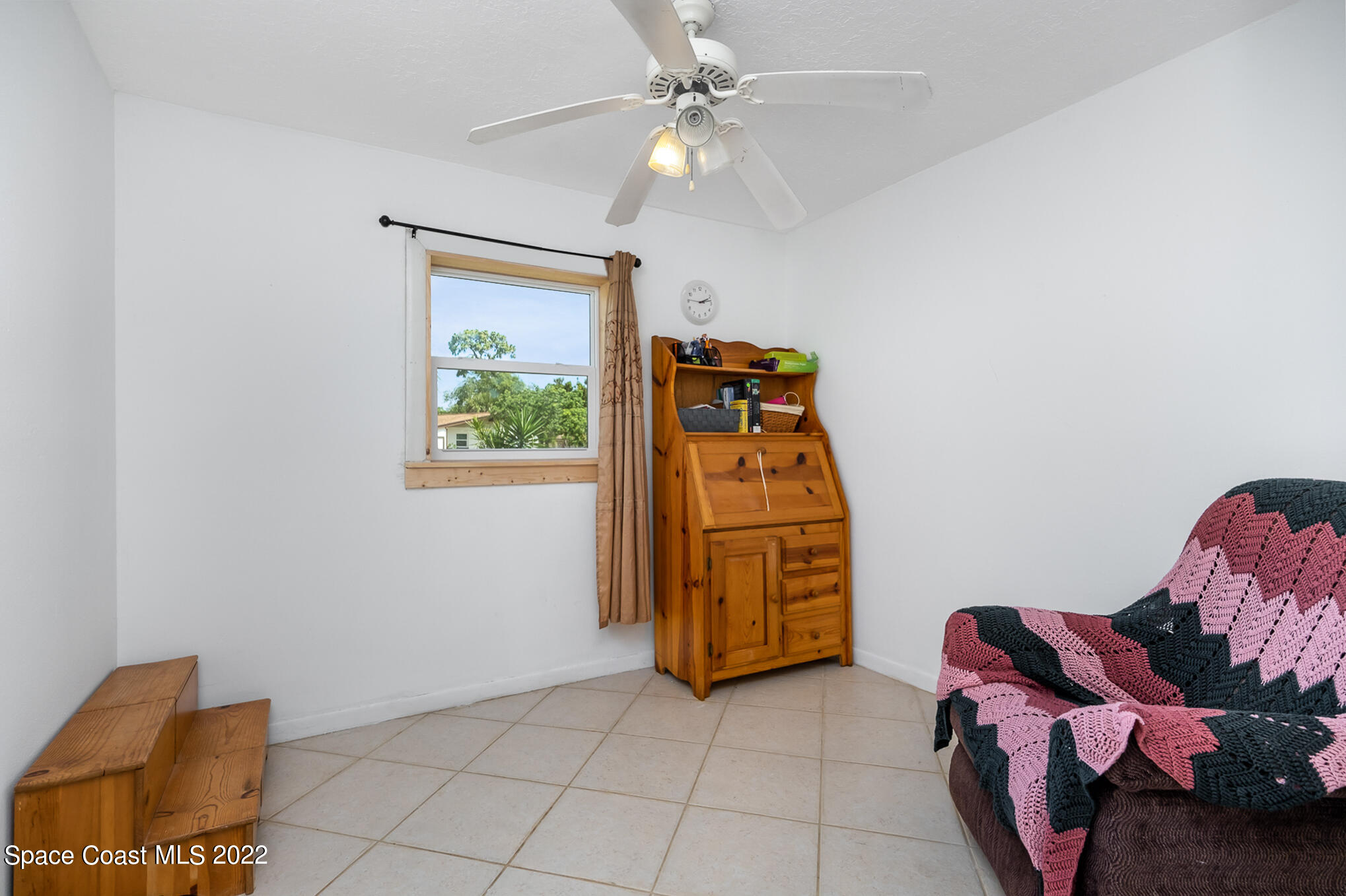 2275 Canterbury Lane