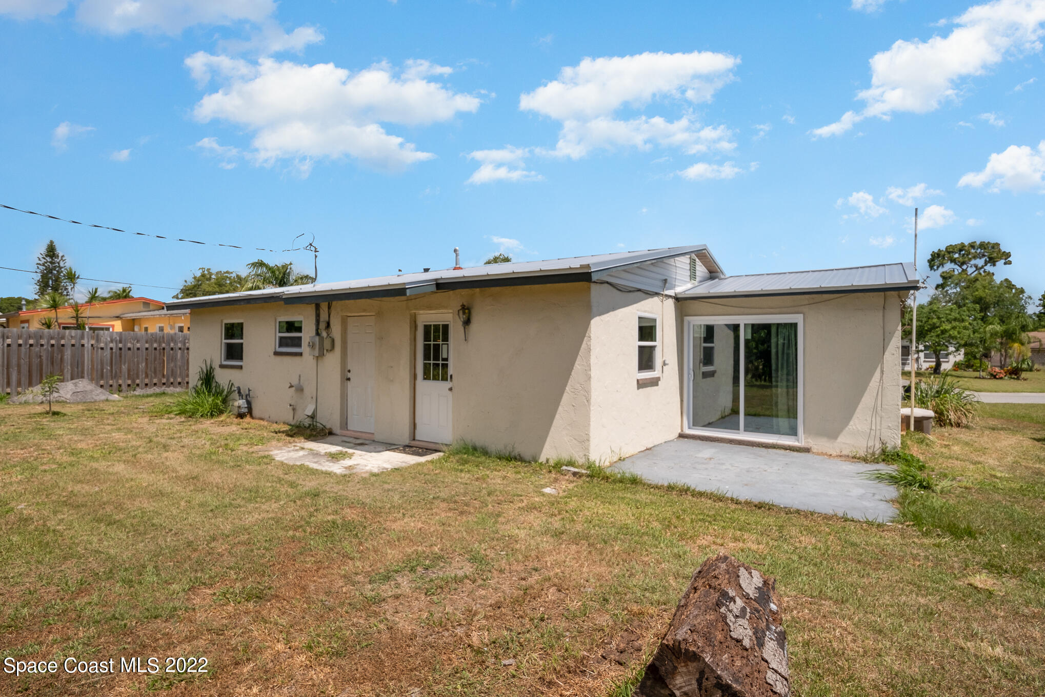 2275 Canterbury Lane