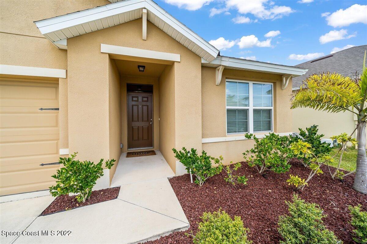 285 Moray Drive SW