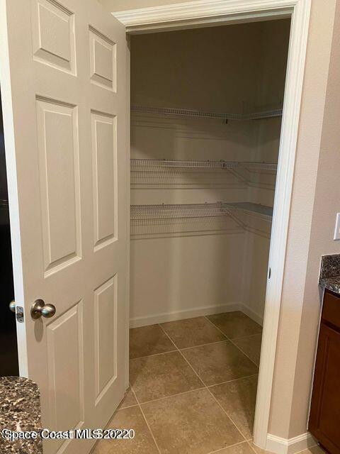 372 Moray Drive SW