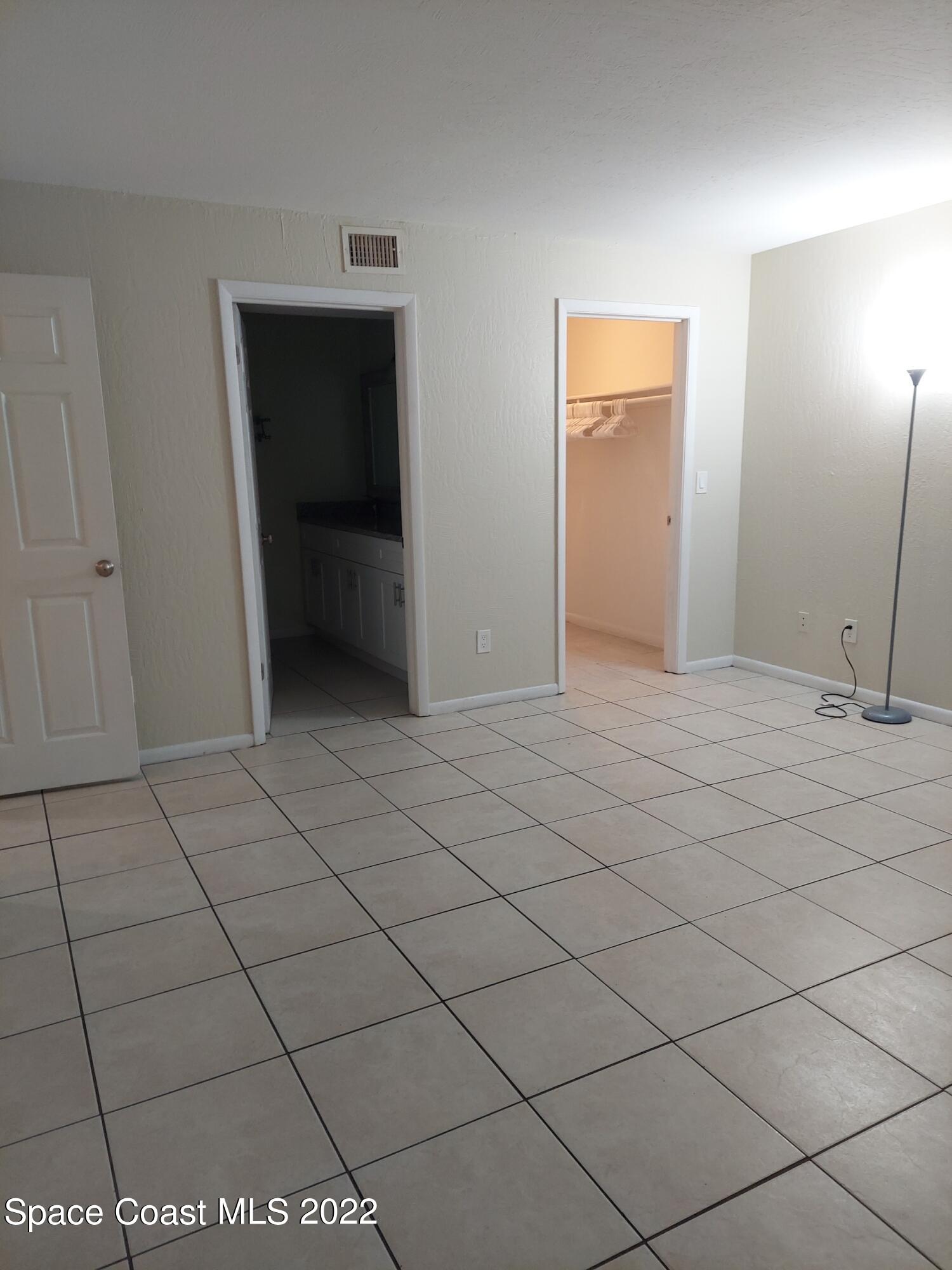 2130 Forest Knoll Drive NE, 30-110