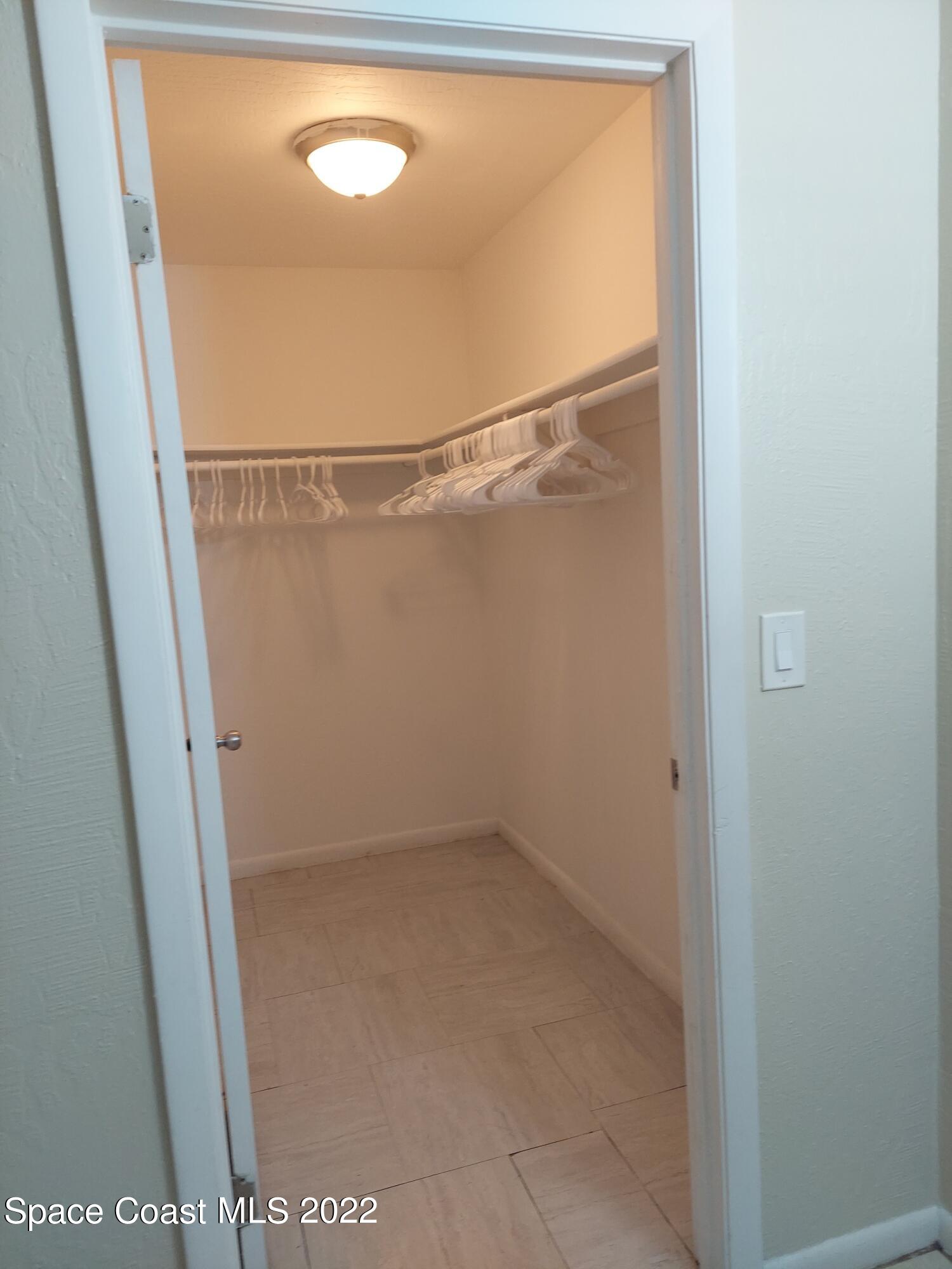 2130 Forest Knoll Drive NE, 30-110
