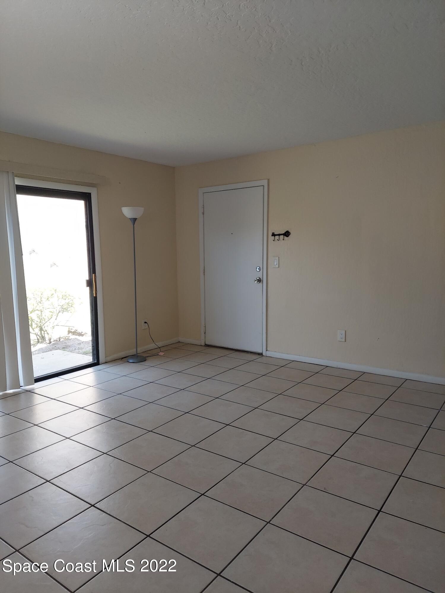 2130 Forest Knoll Drive NE, 30-110
