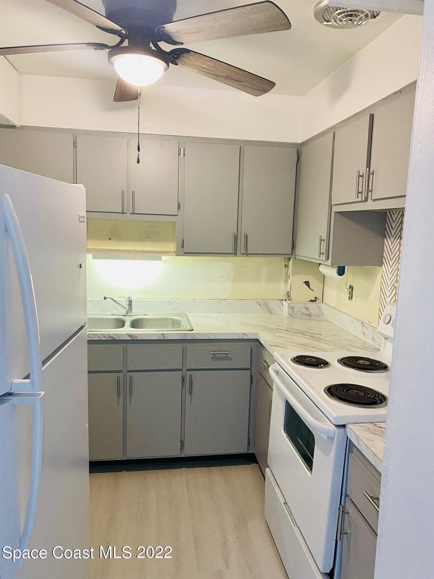 160 Bounty Street, 208