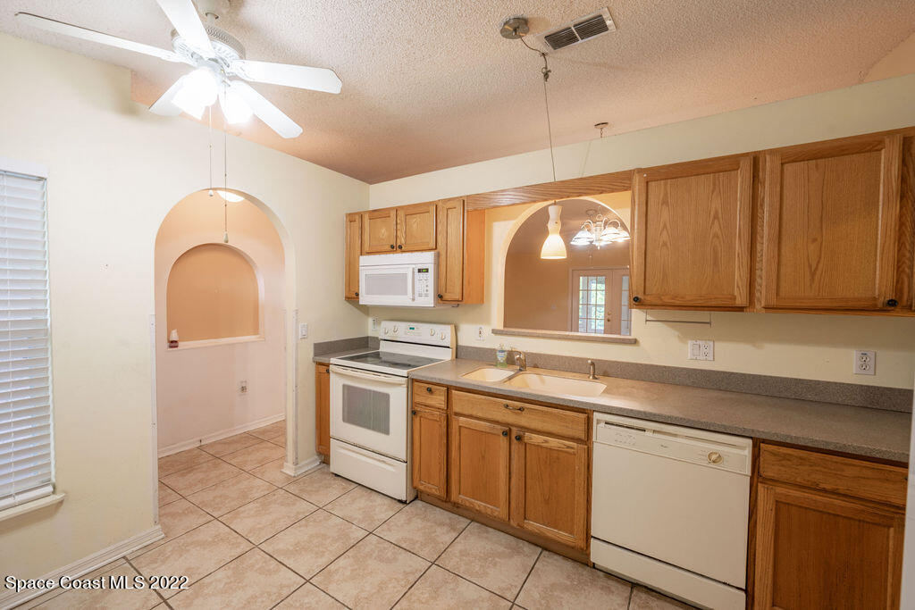 2116 Spring Creek Circle