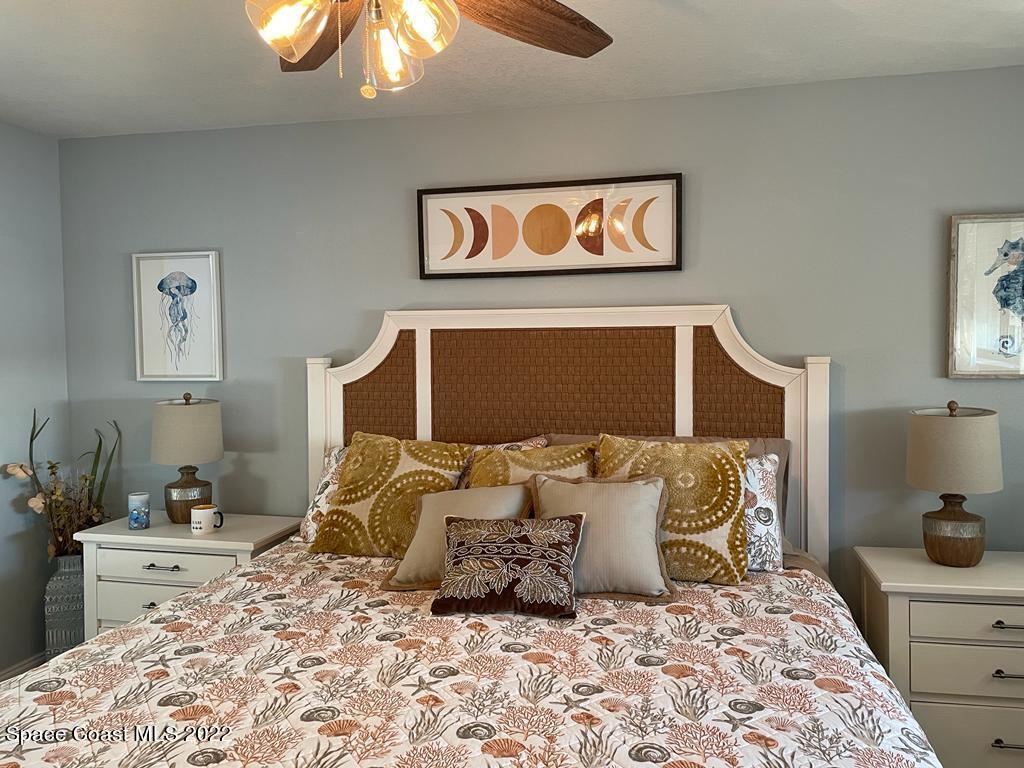3901 NE Dixie Highway, 510