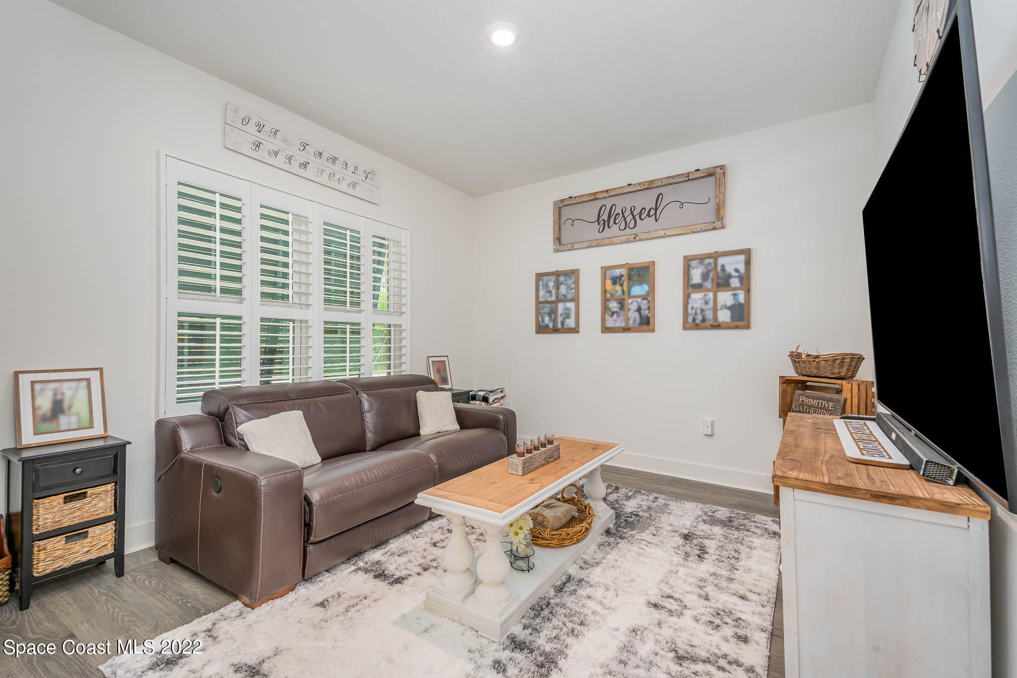 3250 Hield Road