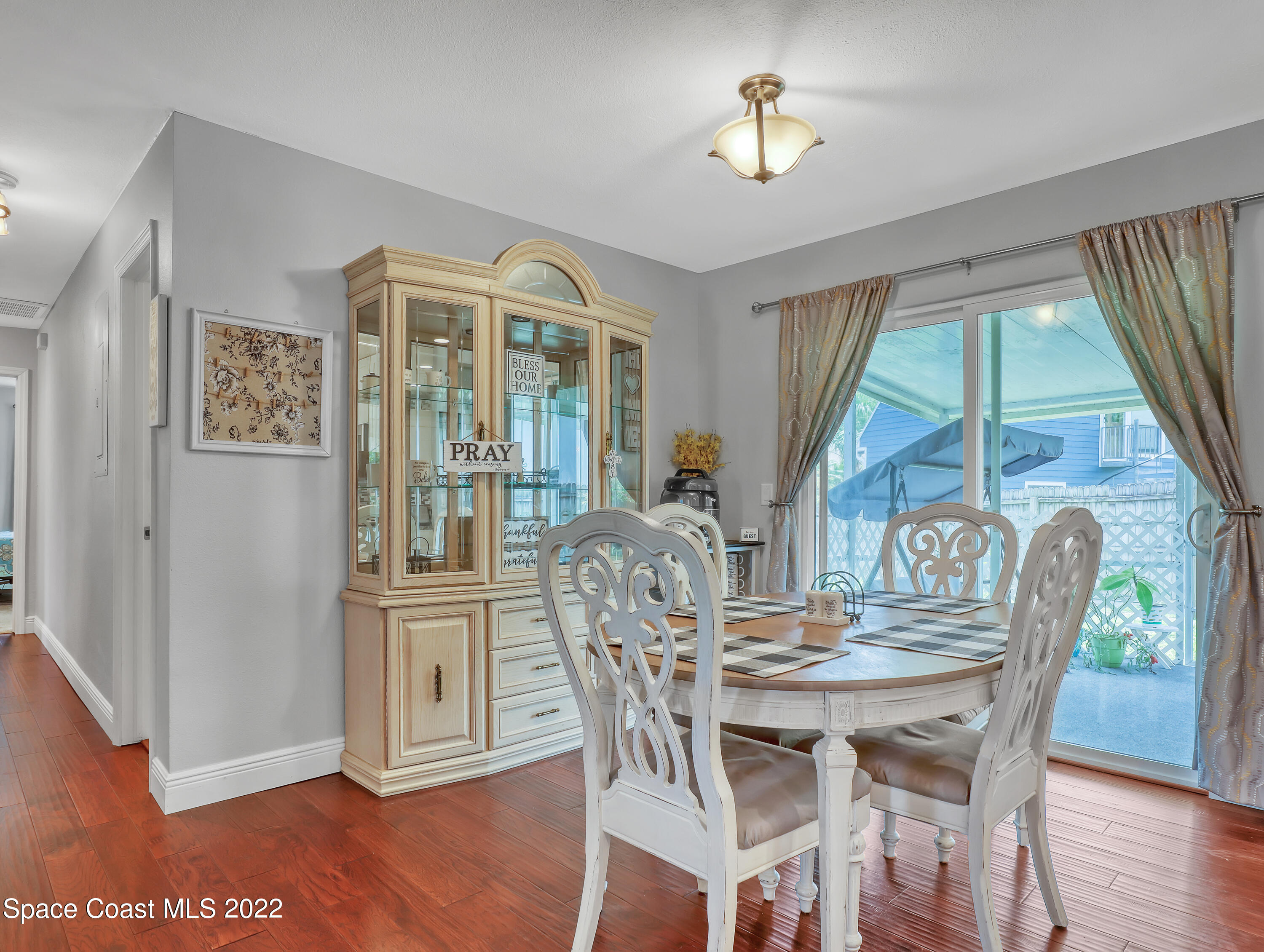 1958 Barker Street NE