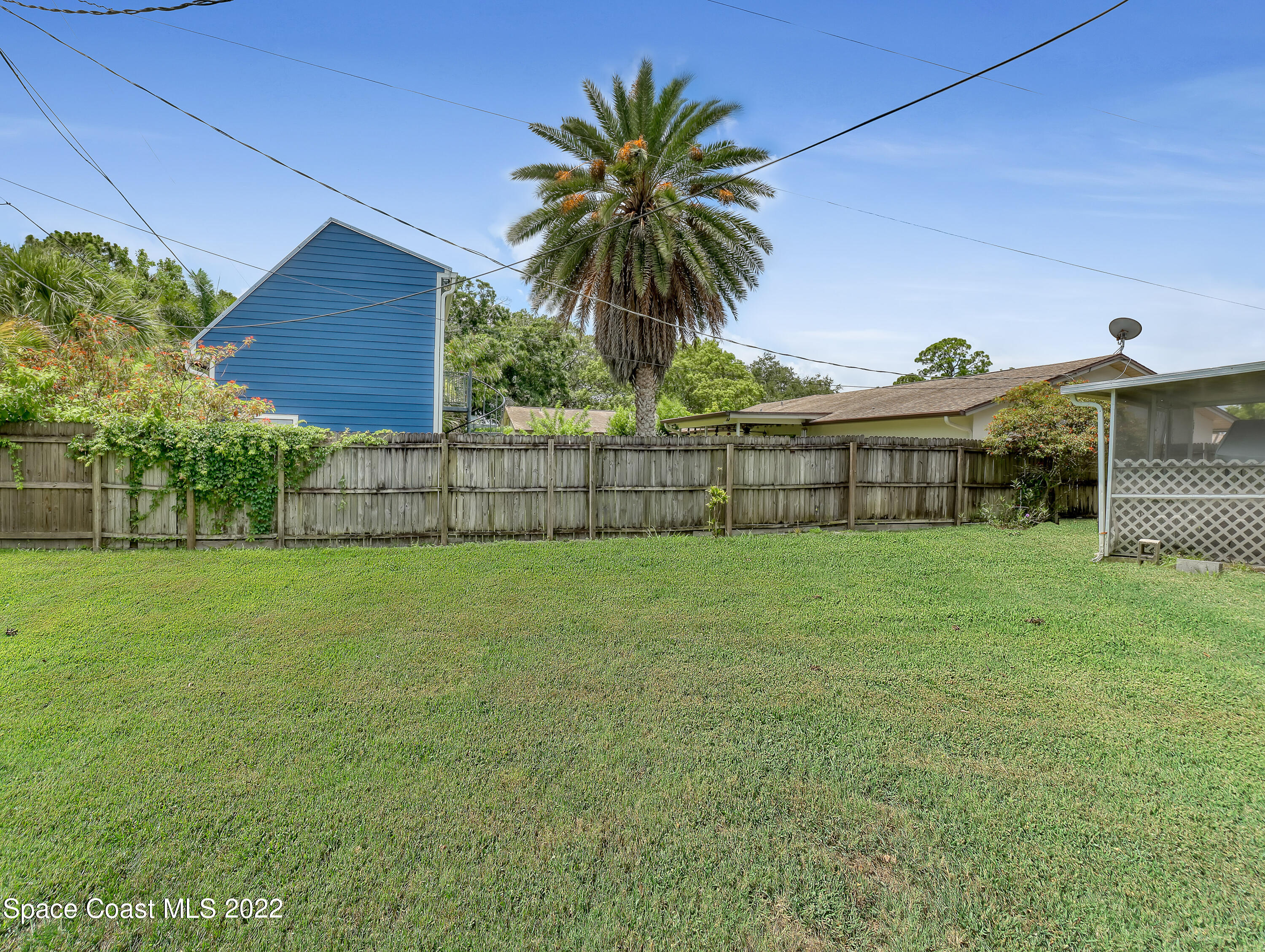 1958 Barker Street NE