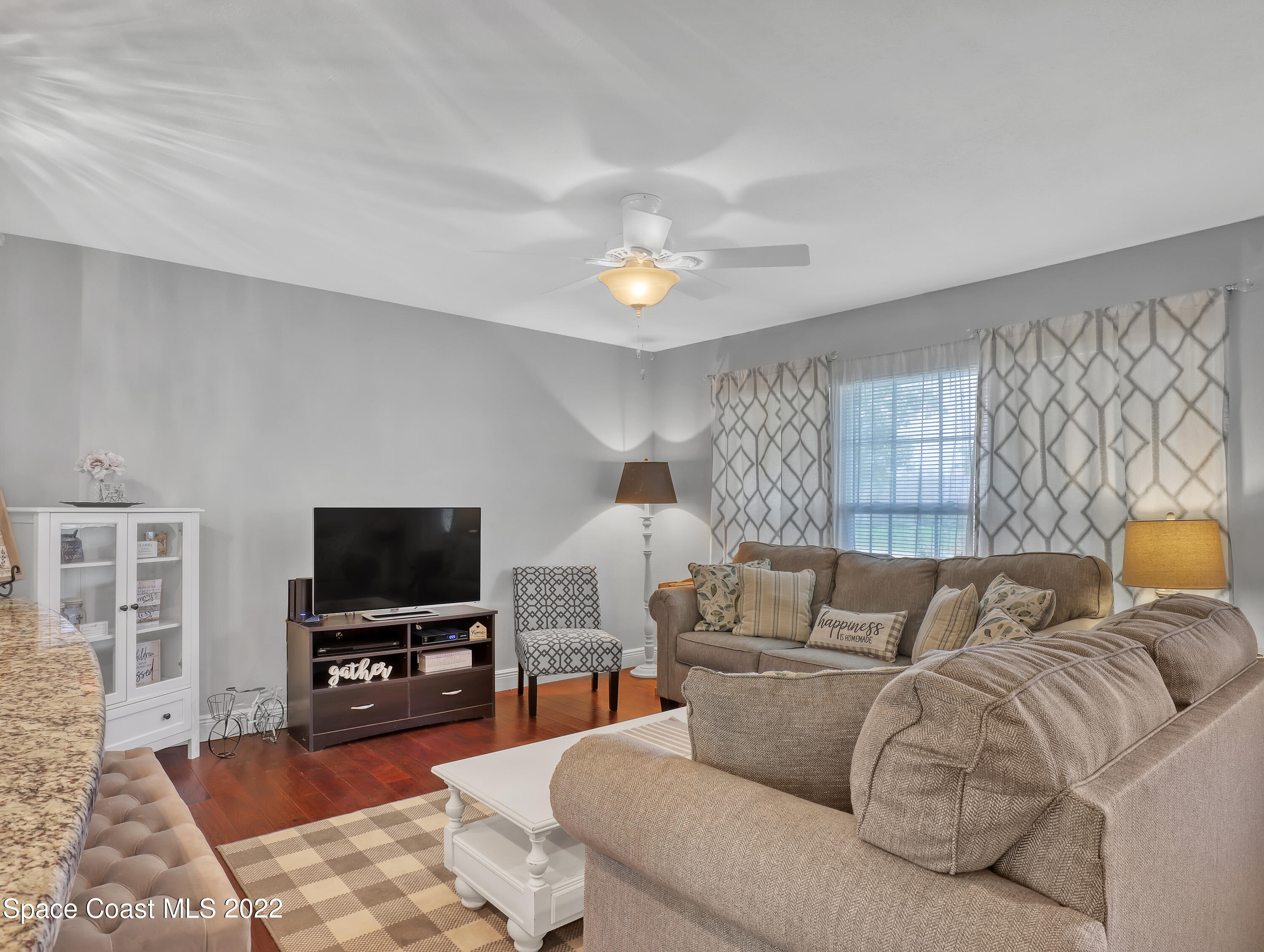 1958 Barker Street NE