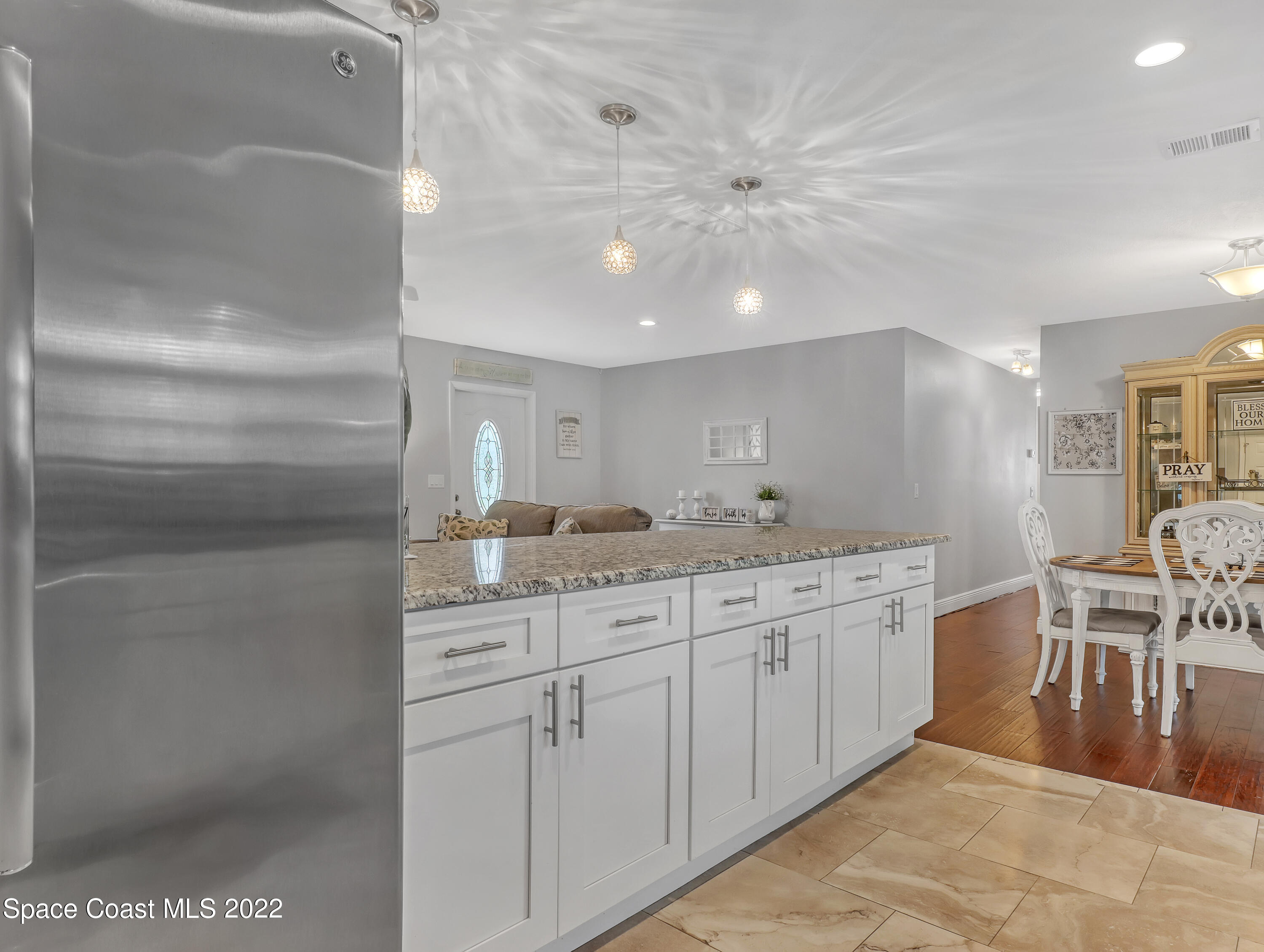 1958 Barker Street NE