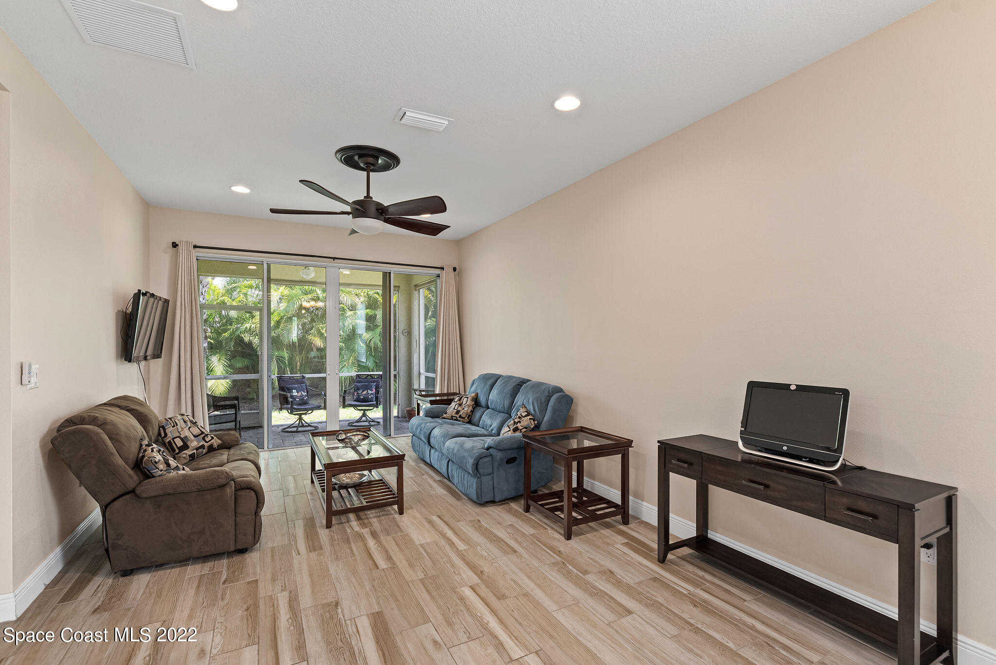 1041 Steven Patrick Avenue