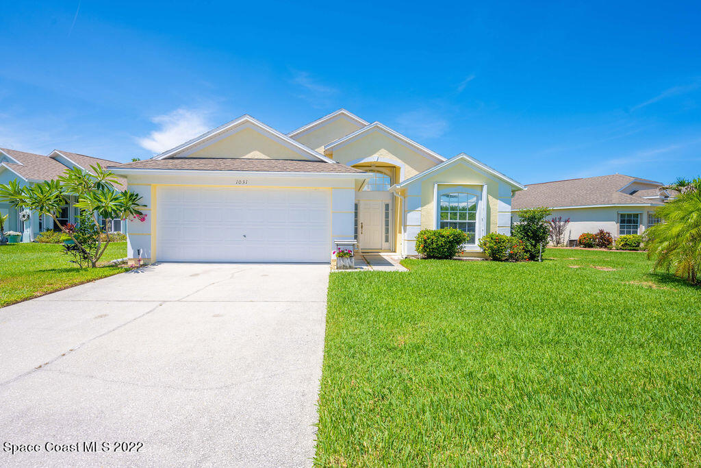 1031 Pine Creek Circle NE
