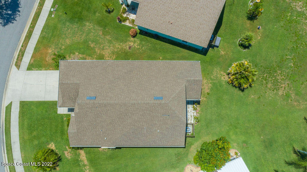 1031 Pine Creek Circle NE