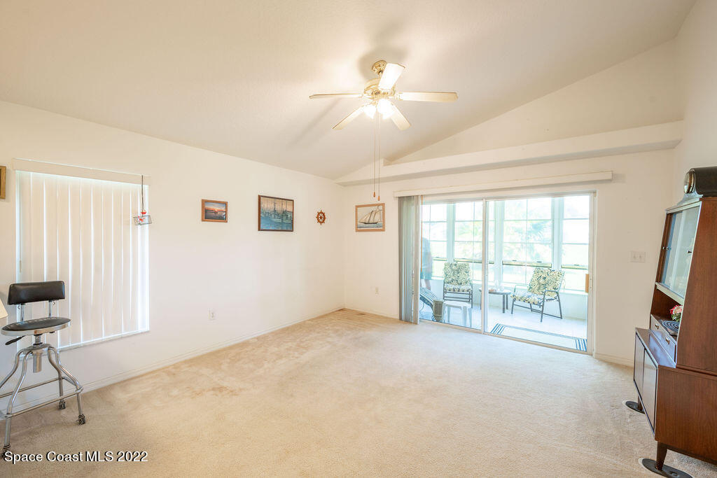 1031 Pine Creek Circle NE