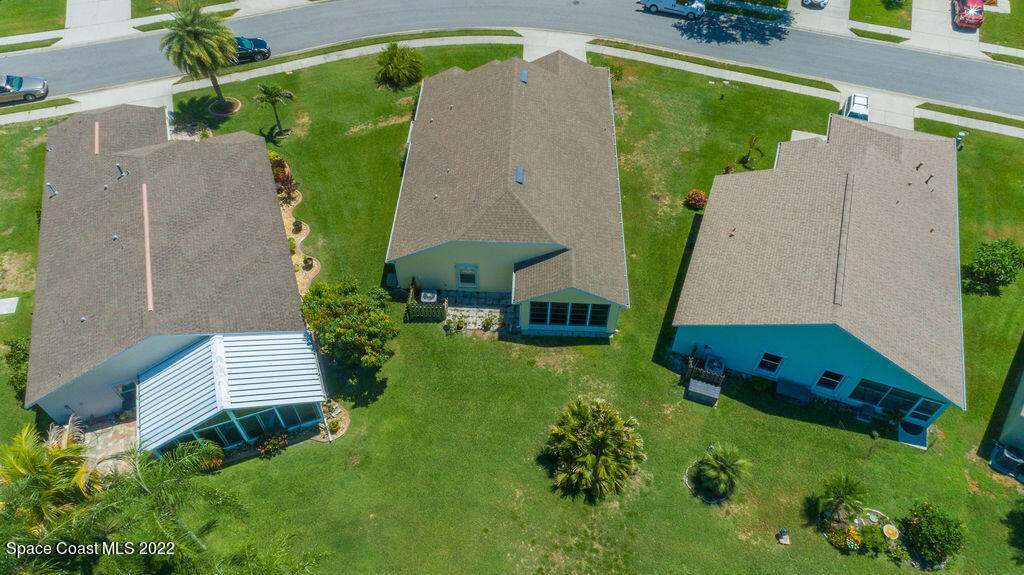 1031 Pine Creek Circle NE