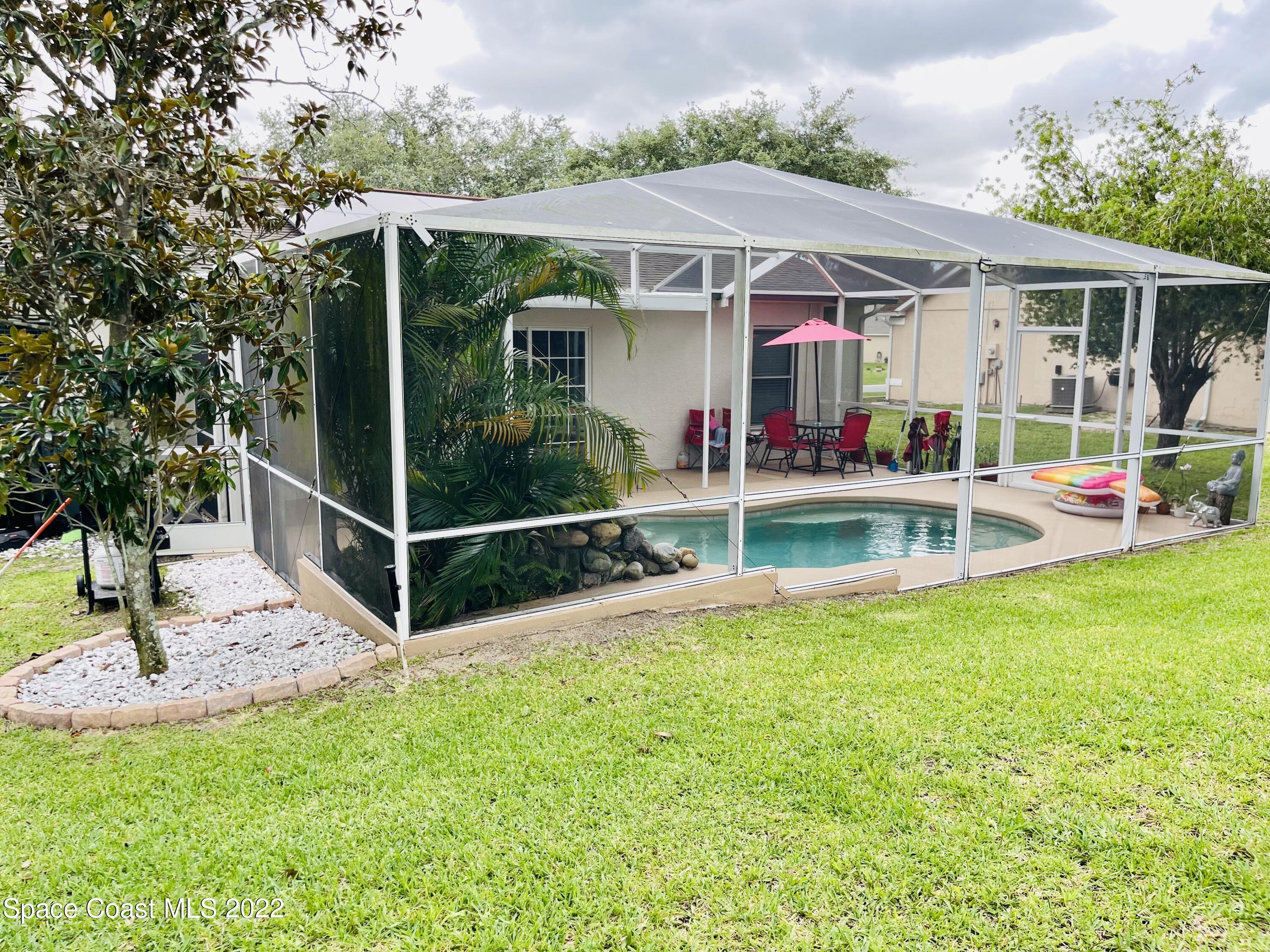 516 Meadow Green Drive