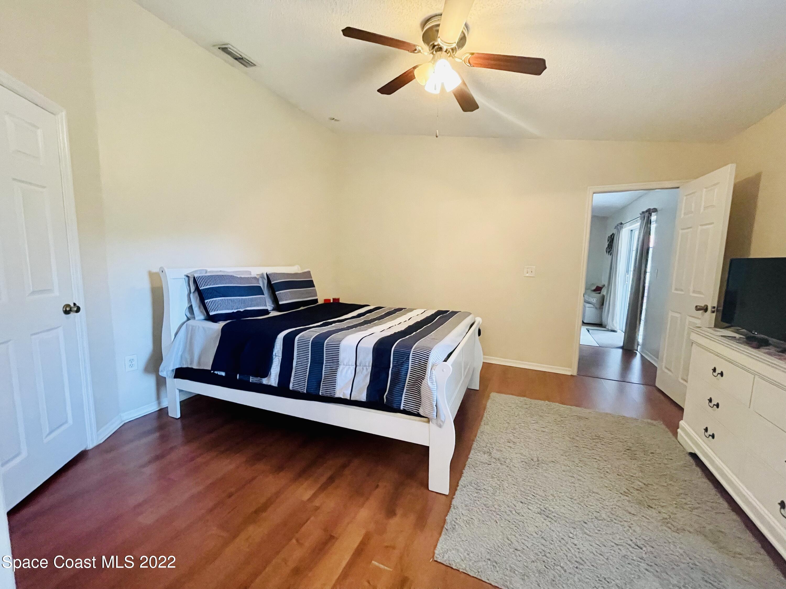 516 Meadow Green Drive