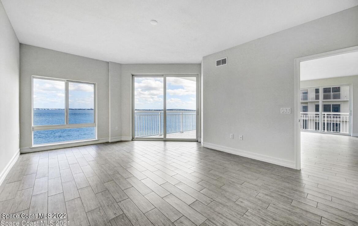 1435 S Harbor City Boulevard, 304