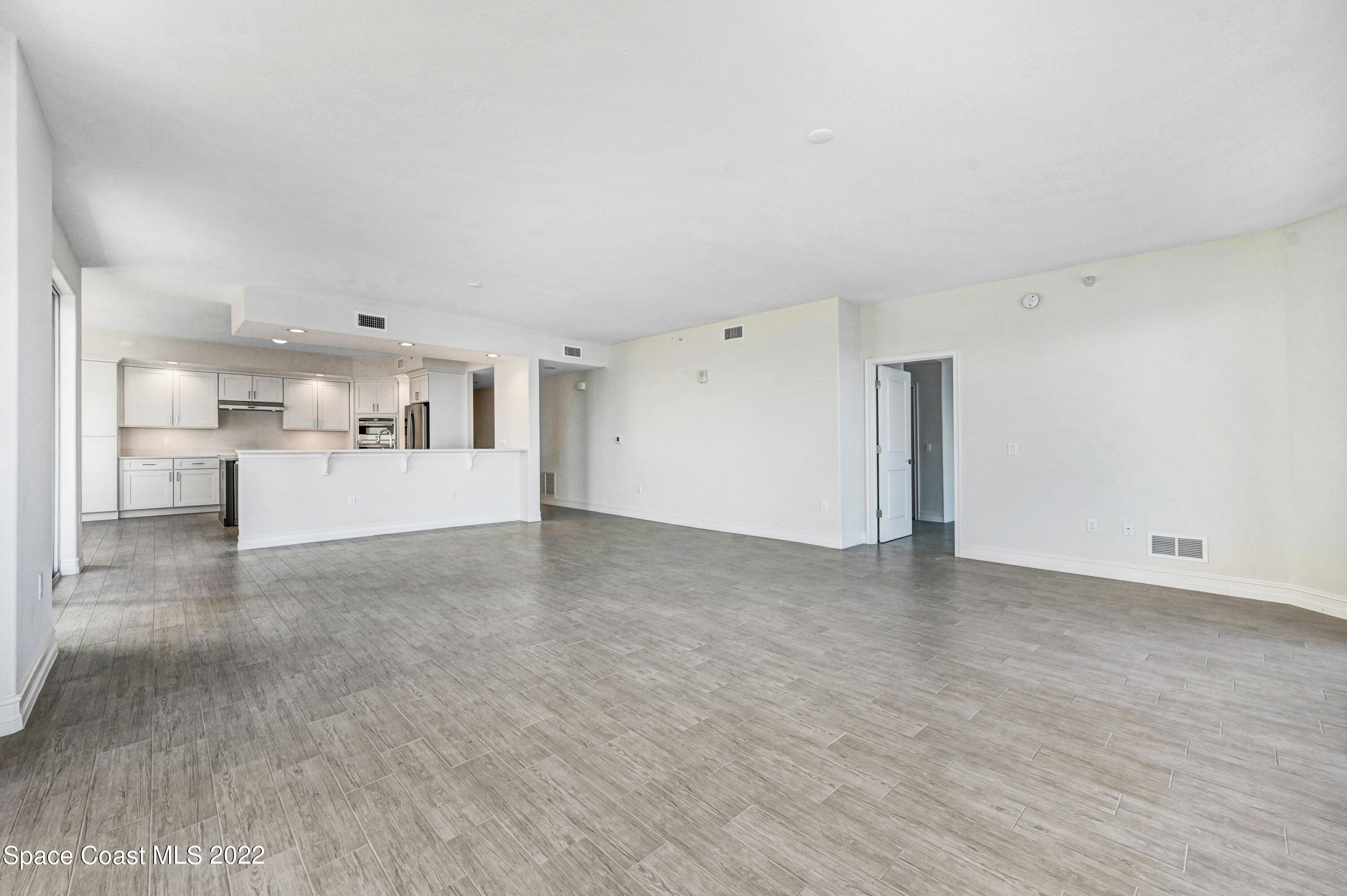 1435 S Harbor City Boulevard, 304