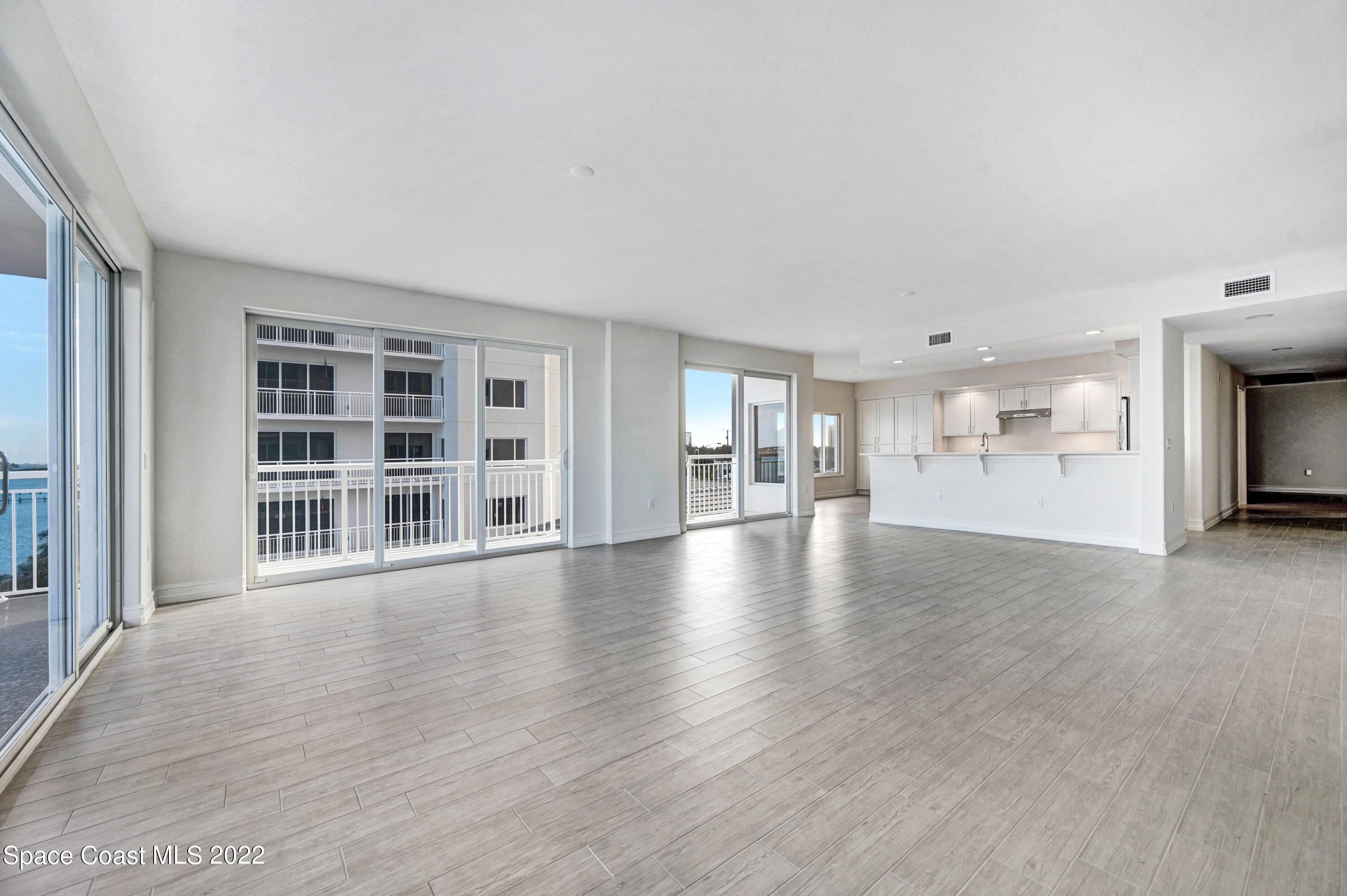 1435 S Harbor City Boulevard, 304