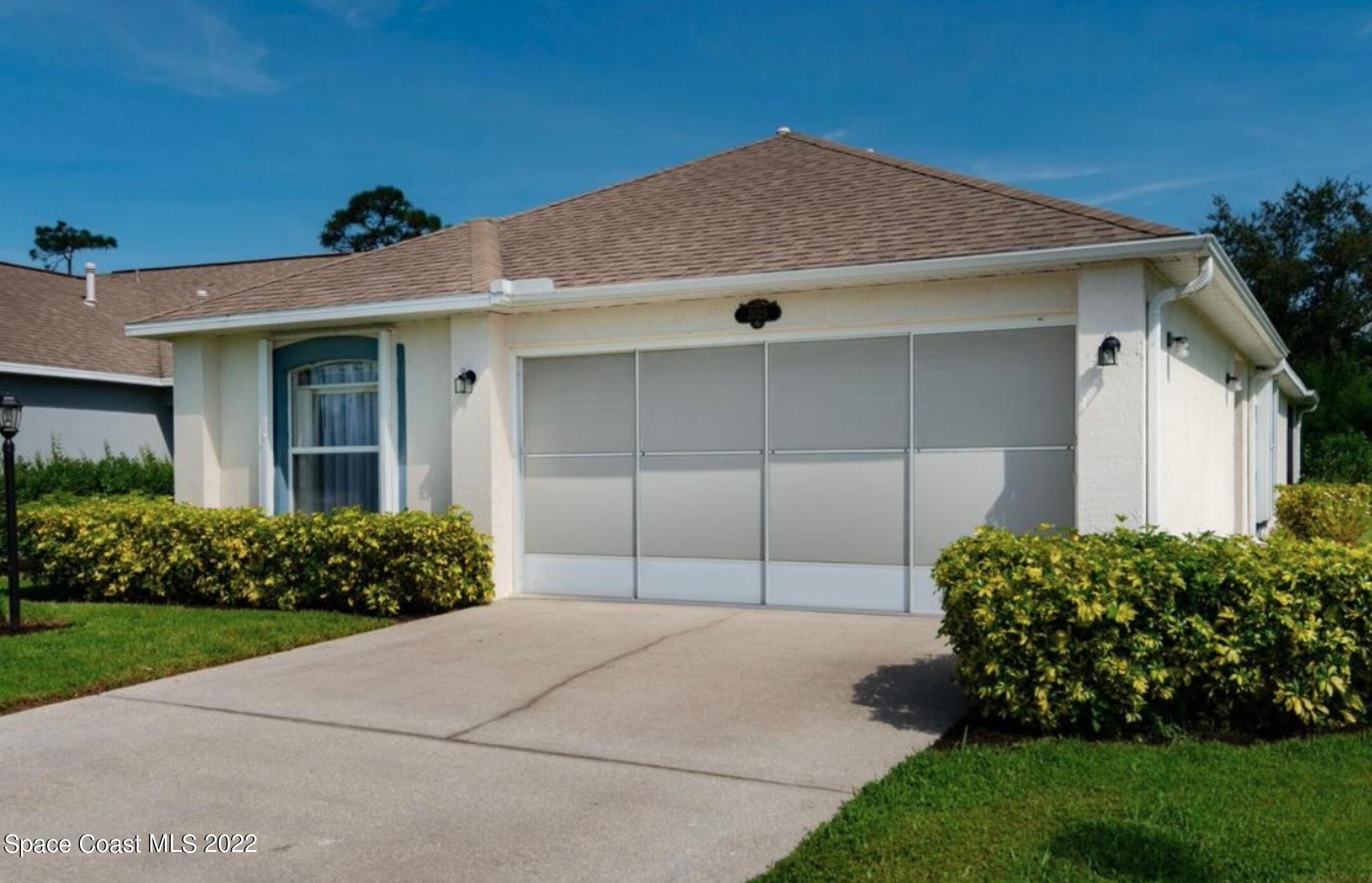 2025 Redwood Circle