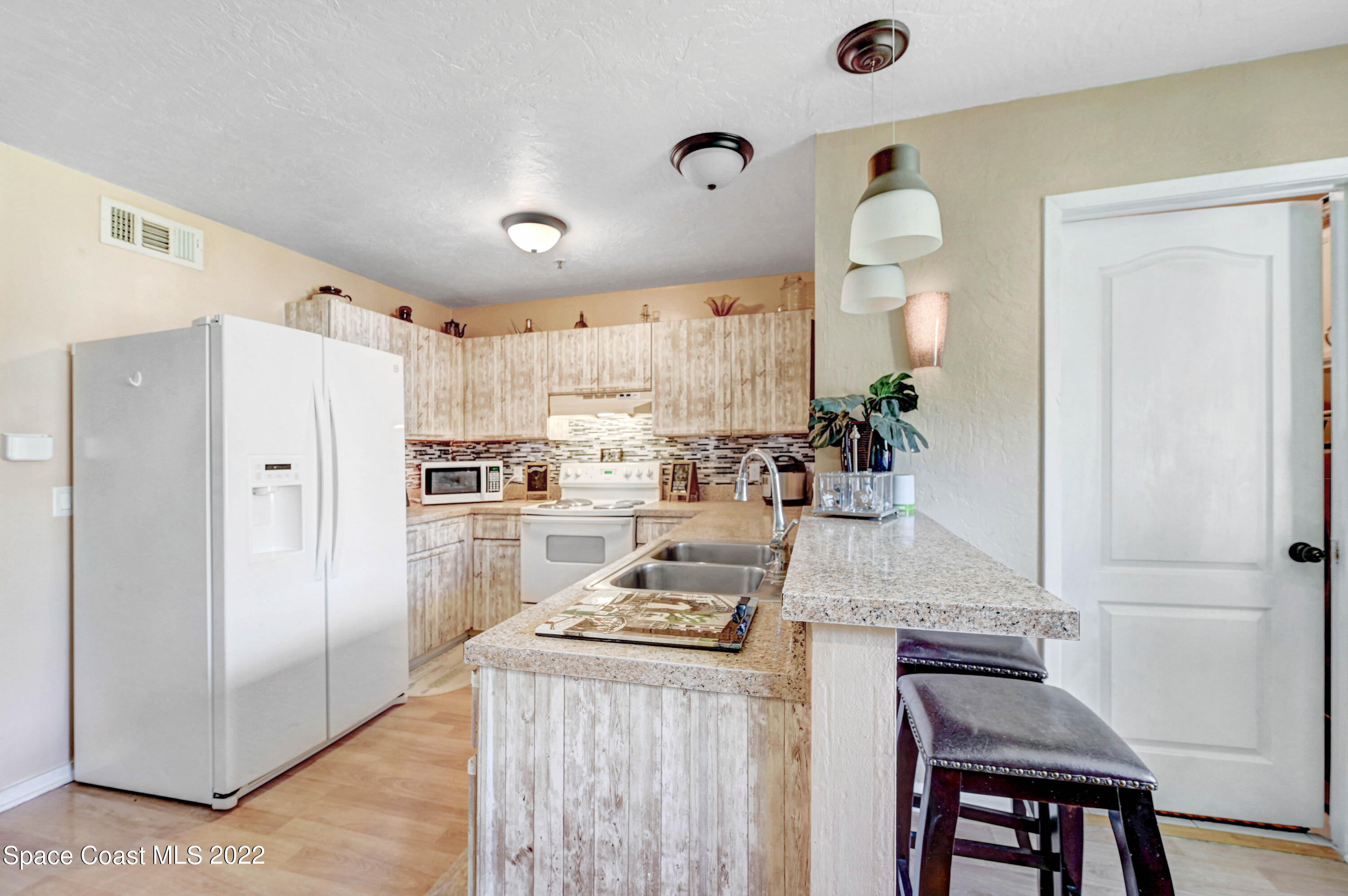 7820 Shadowood Drive, 316