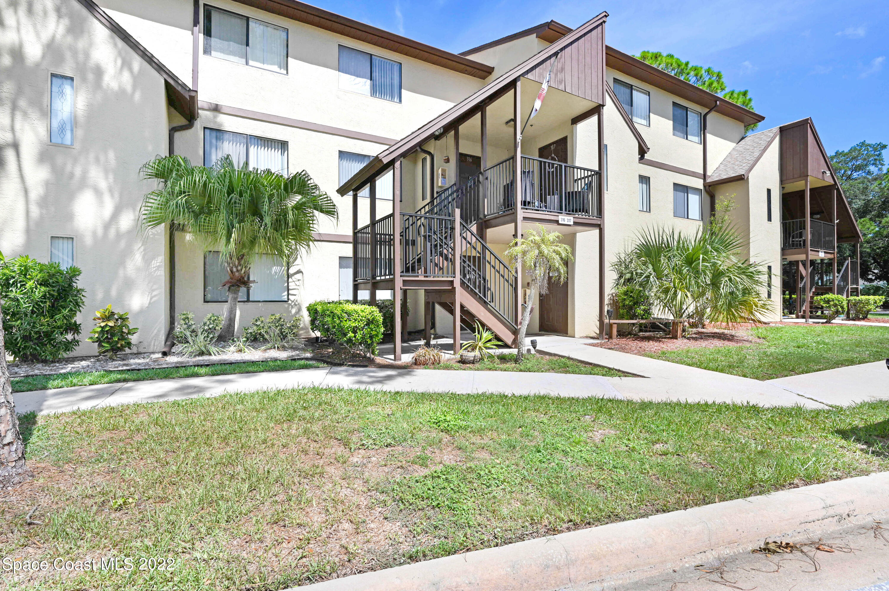 7820 Shadowood Drive, 316