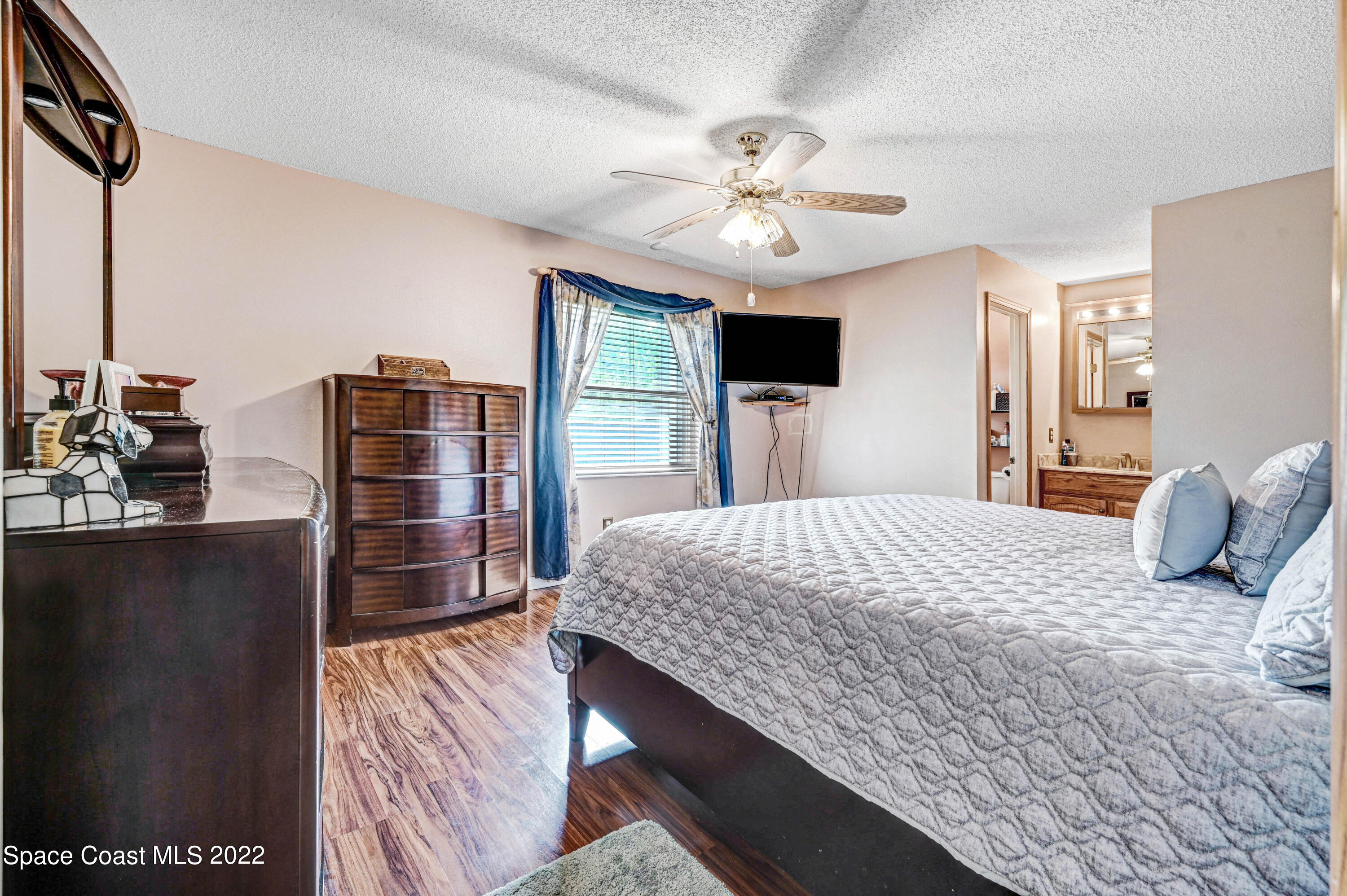 1867 Jupiter Boulevard SW
