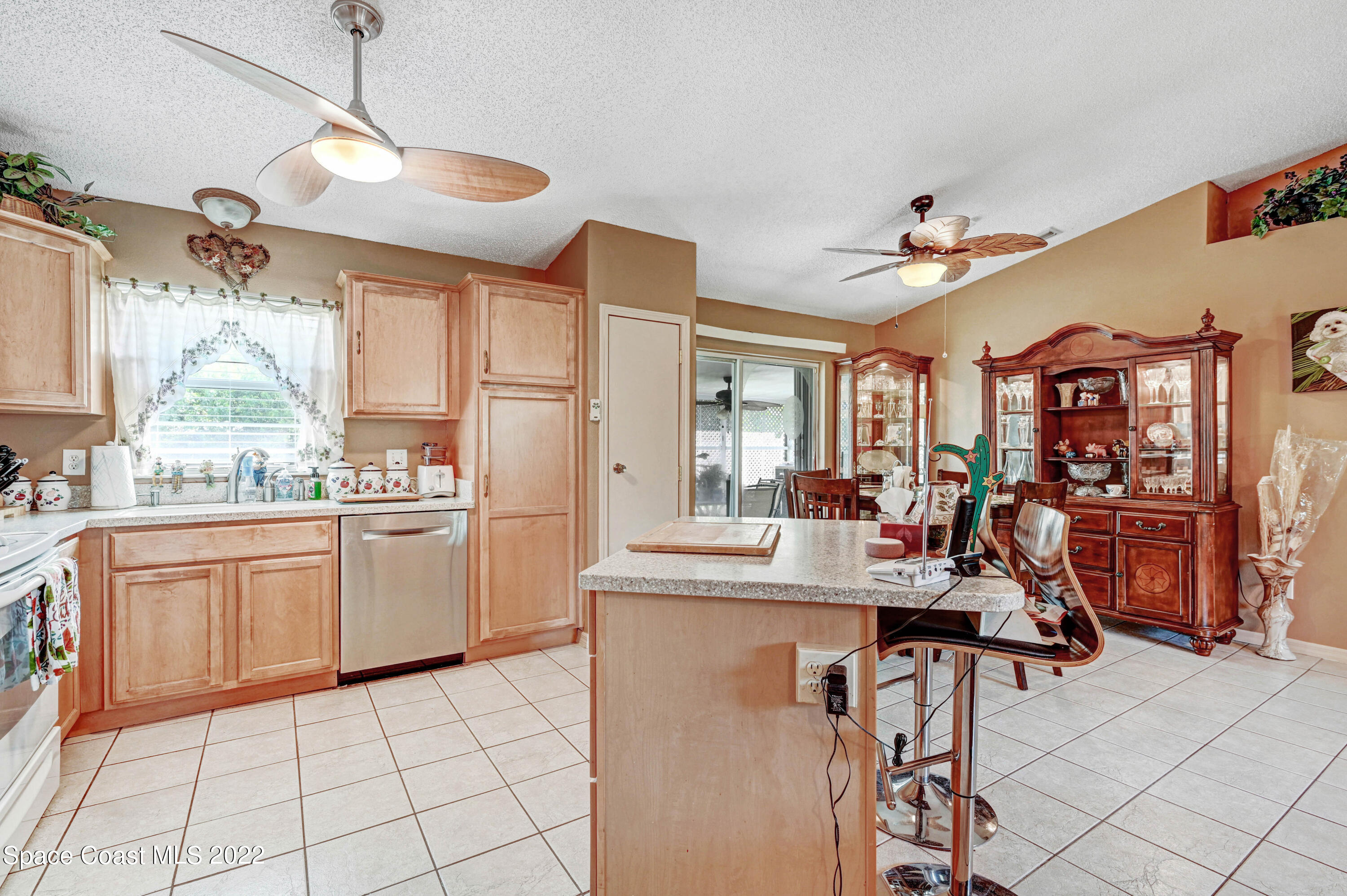 1867 Jupiter Boulevard SW