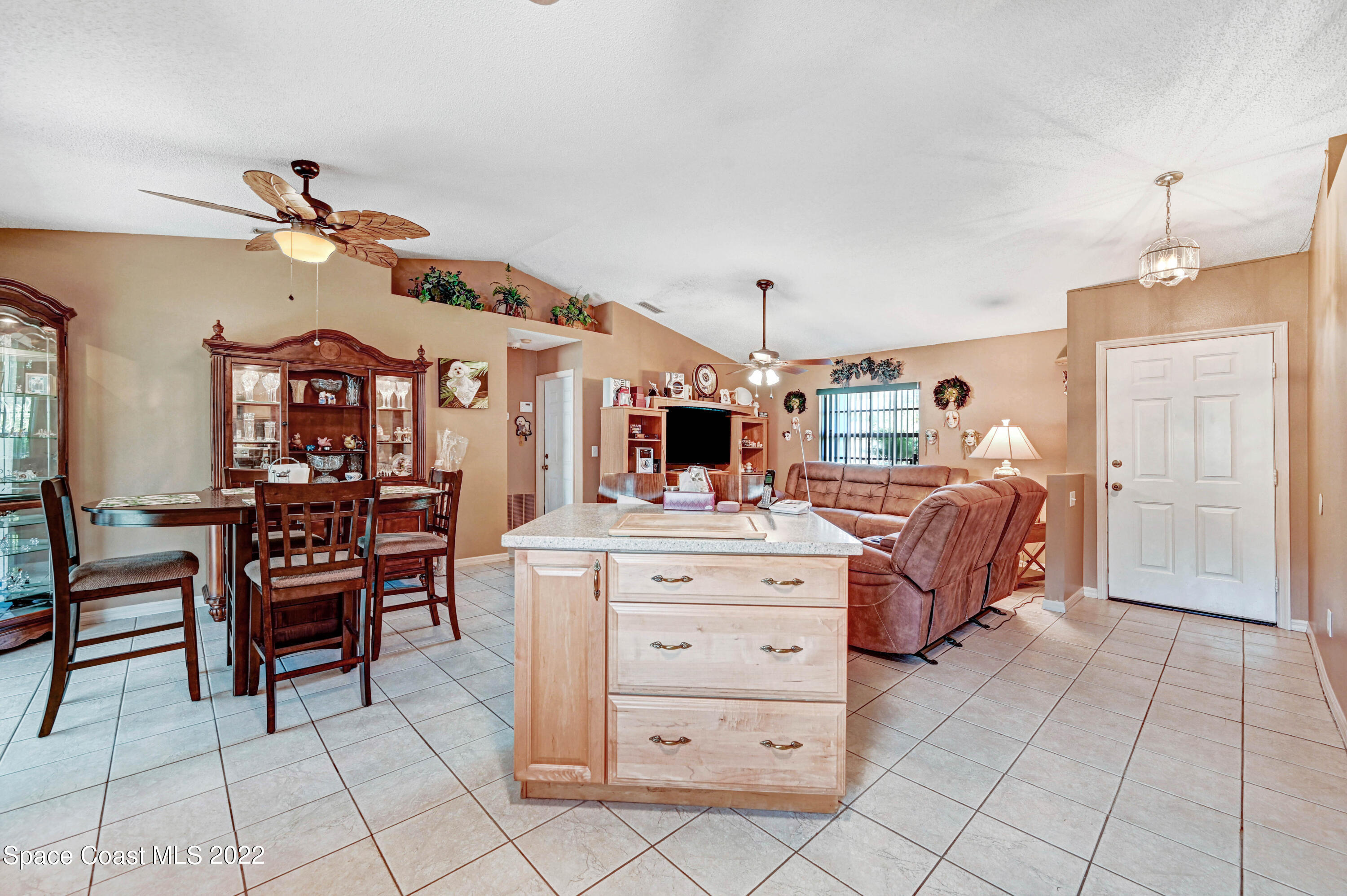 1867 Jupiter Boulevard SW
