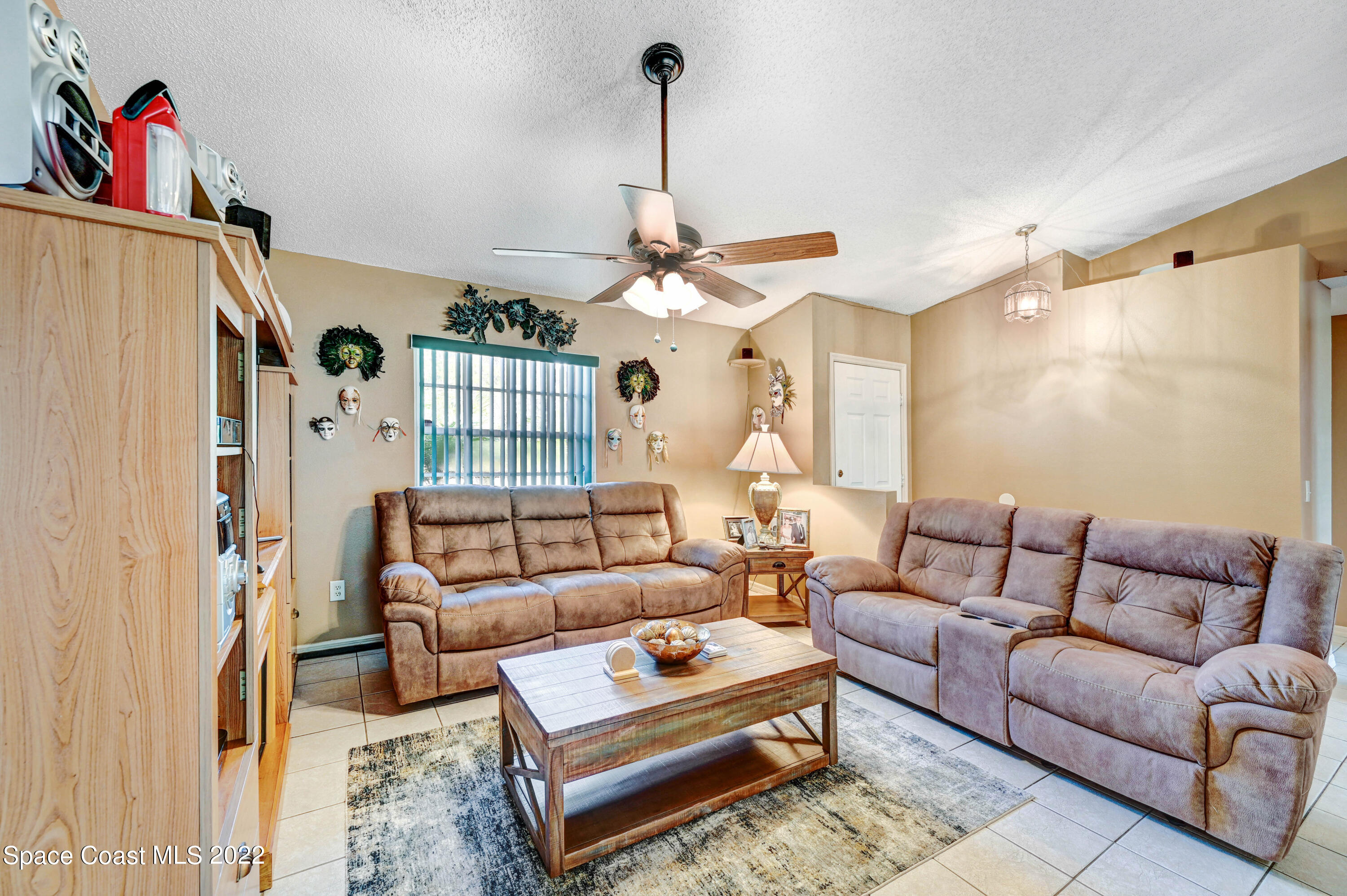 1867 Jupiter Boulevard SW