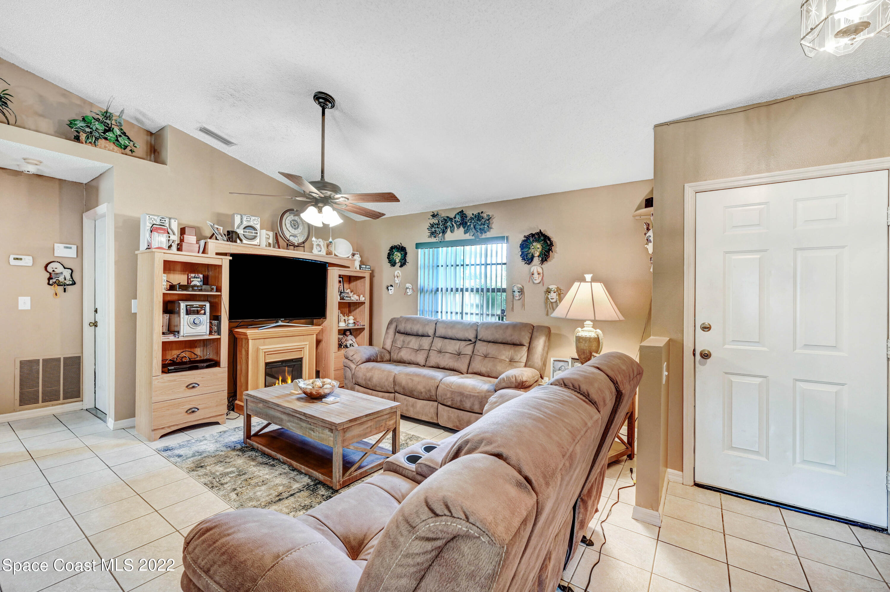 1867 Jupiter Boulevard SW