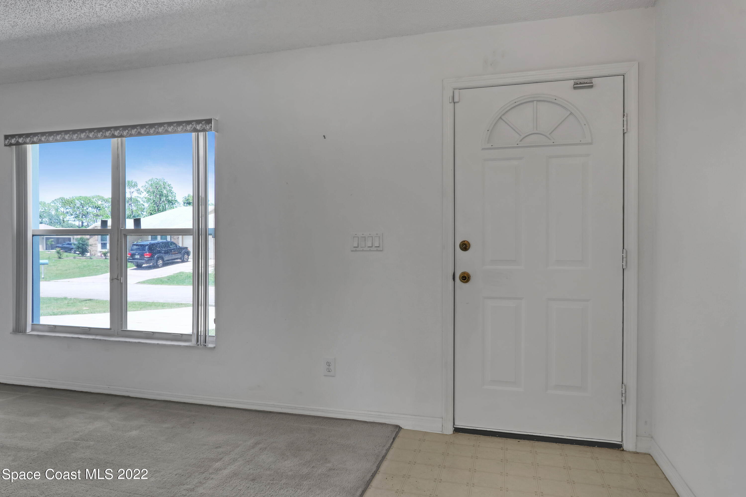 1684 Carbondale Avenue NW, 44