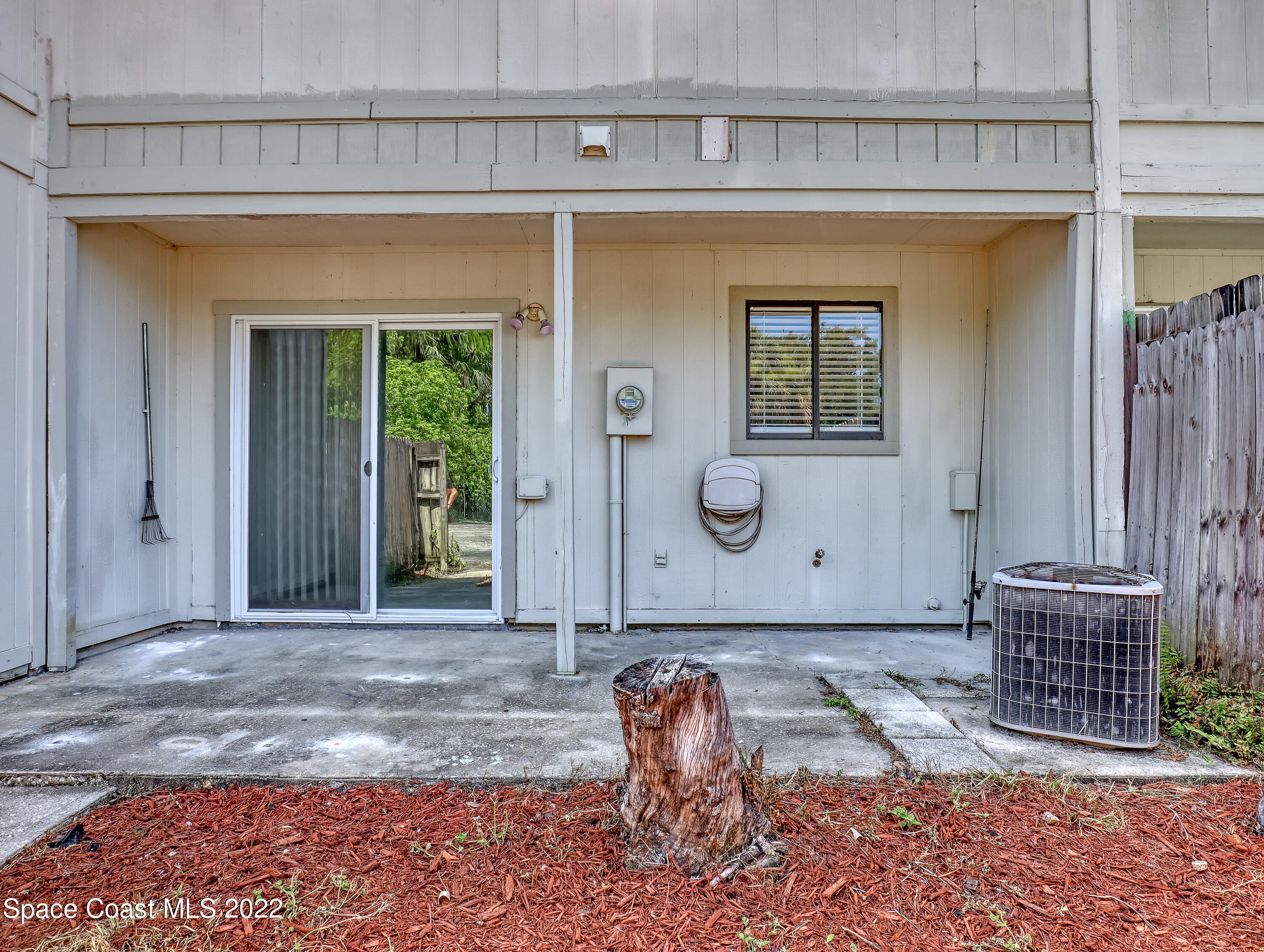 4016 Tree Ridge Lane NE