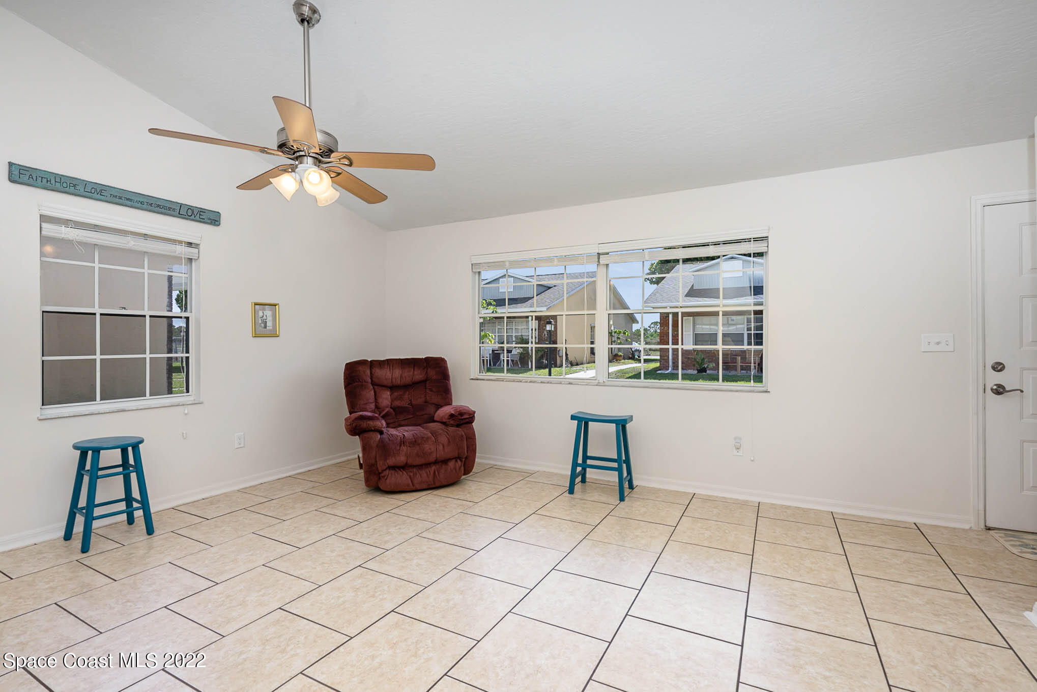 8520 Highway 1, G3