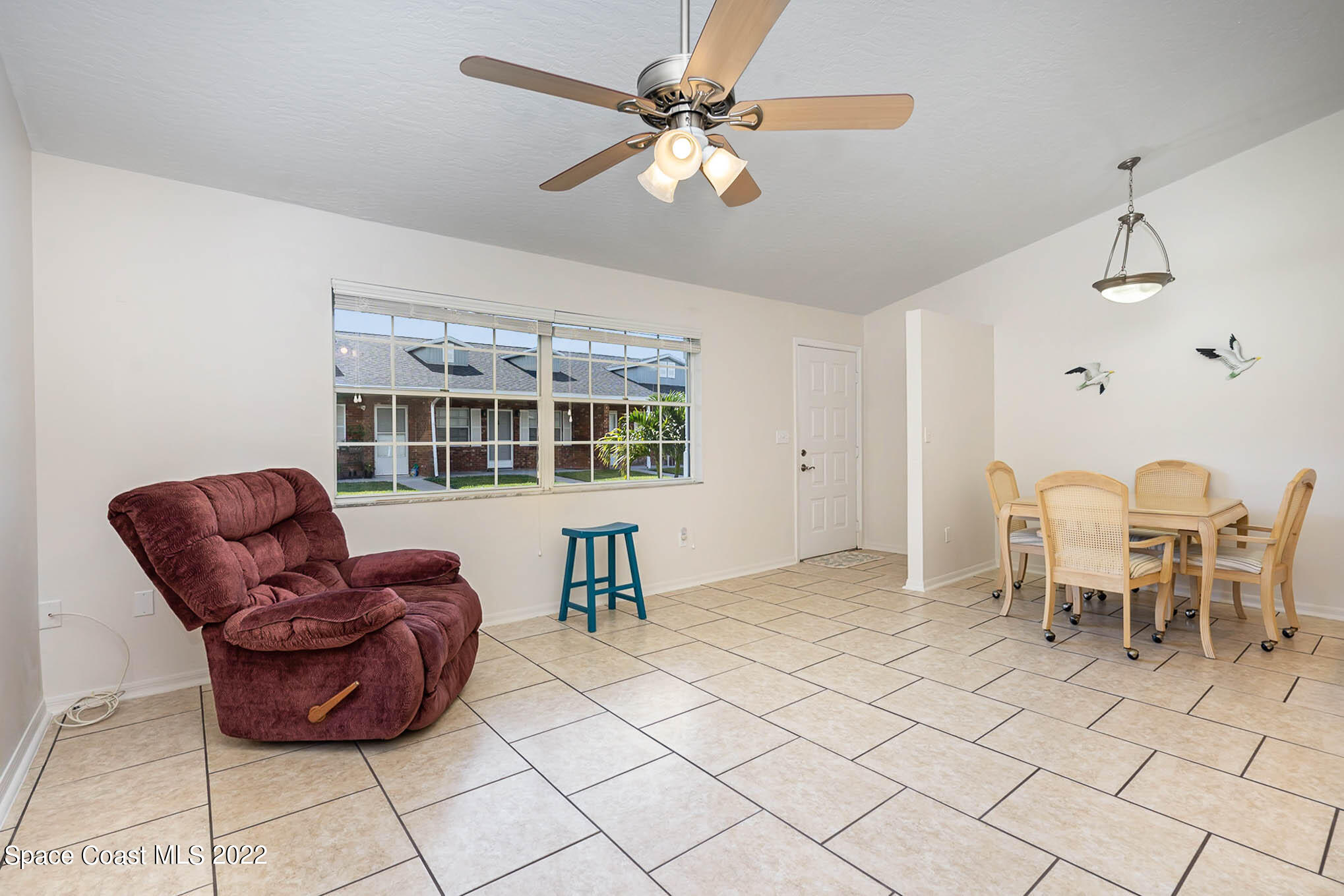 8520 Highway 1, G3