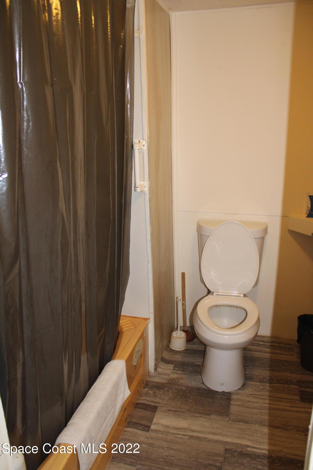 6877 Blue Bonnet Drive