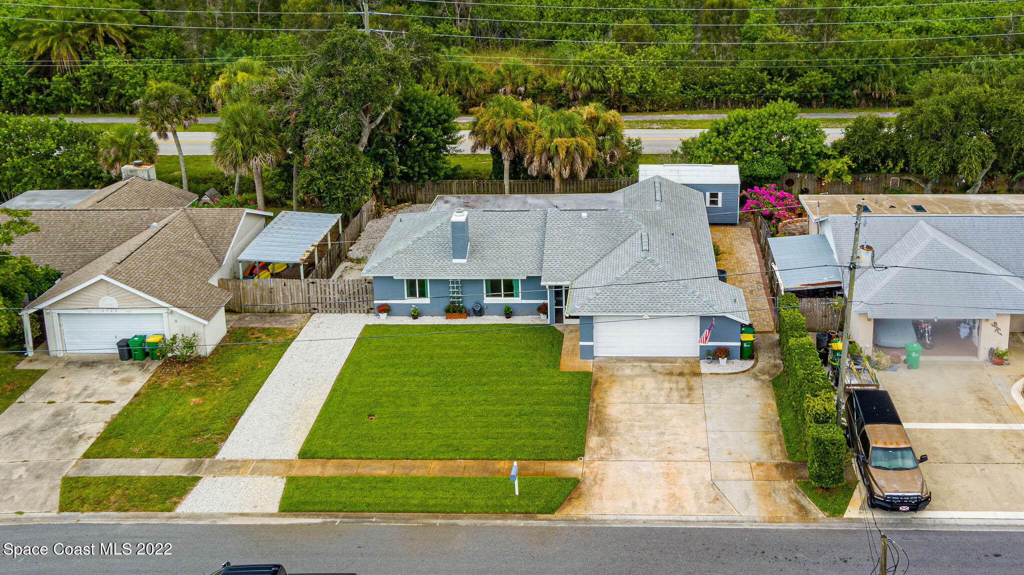 2715 Raintree Lake Circle