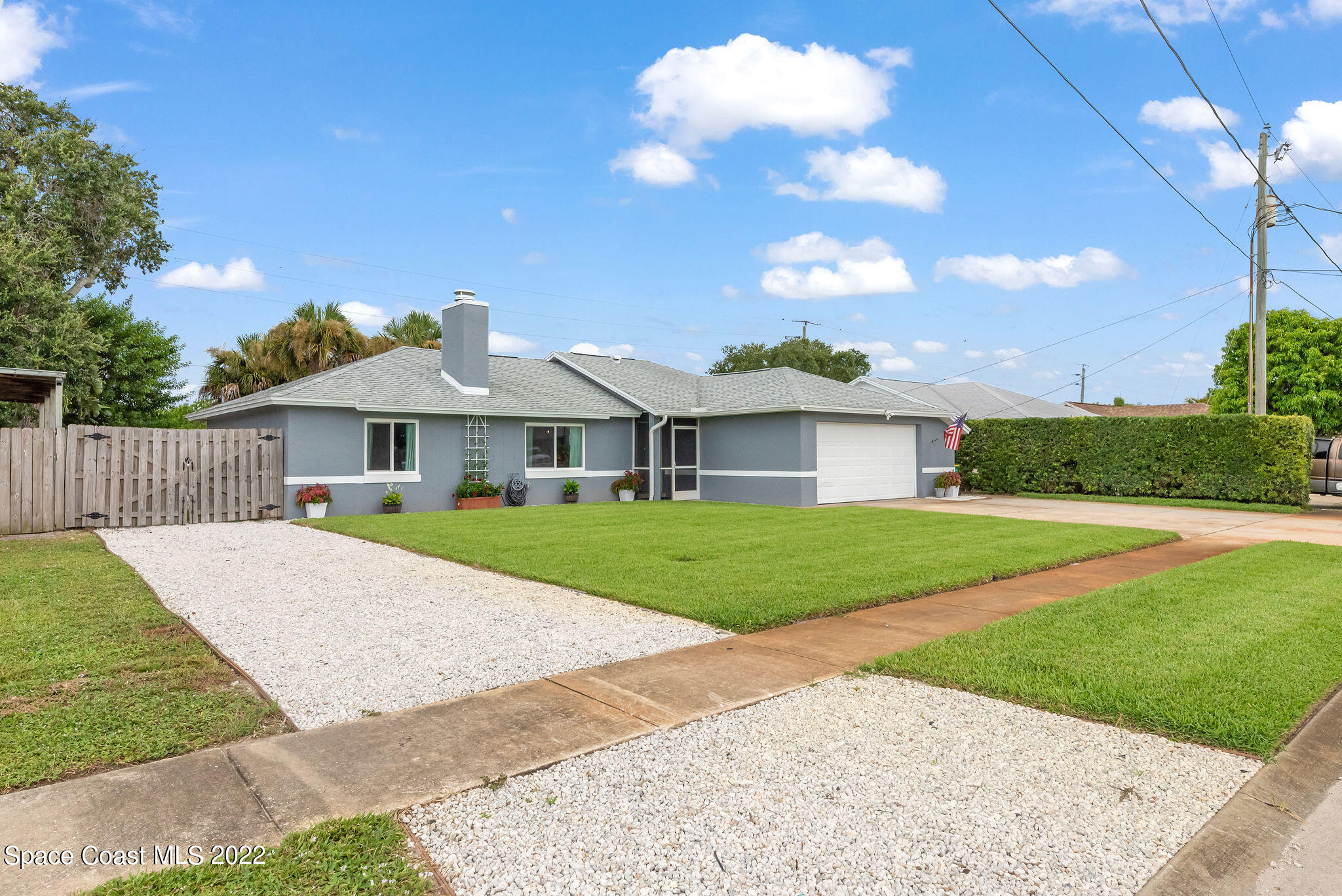 2715 Raintree Lake Circle