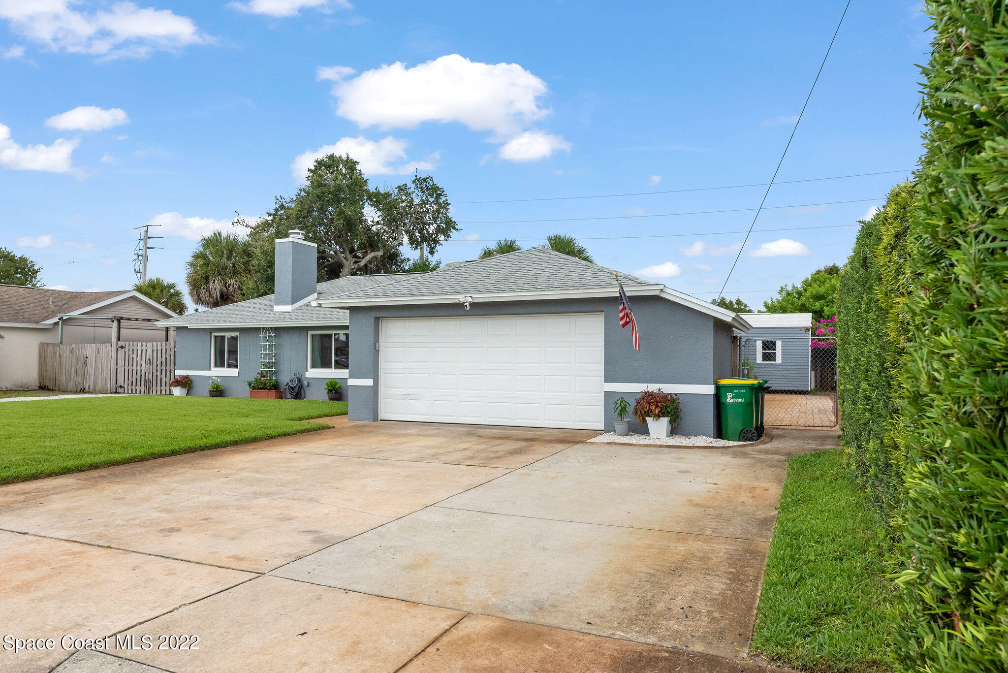 2715 Raintree Lake Circle