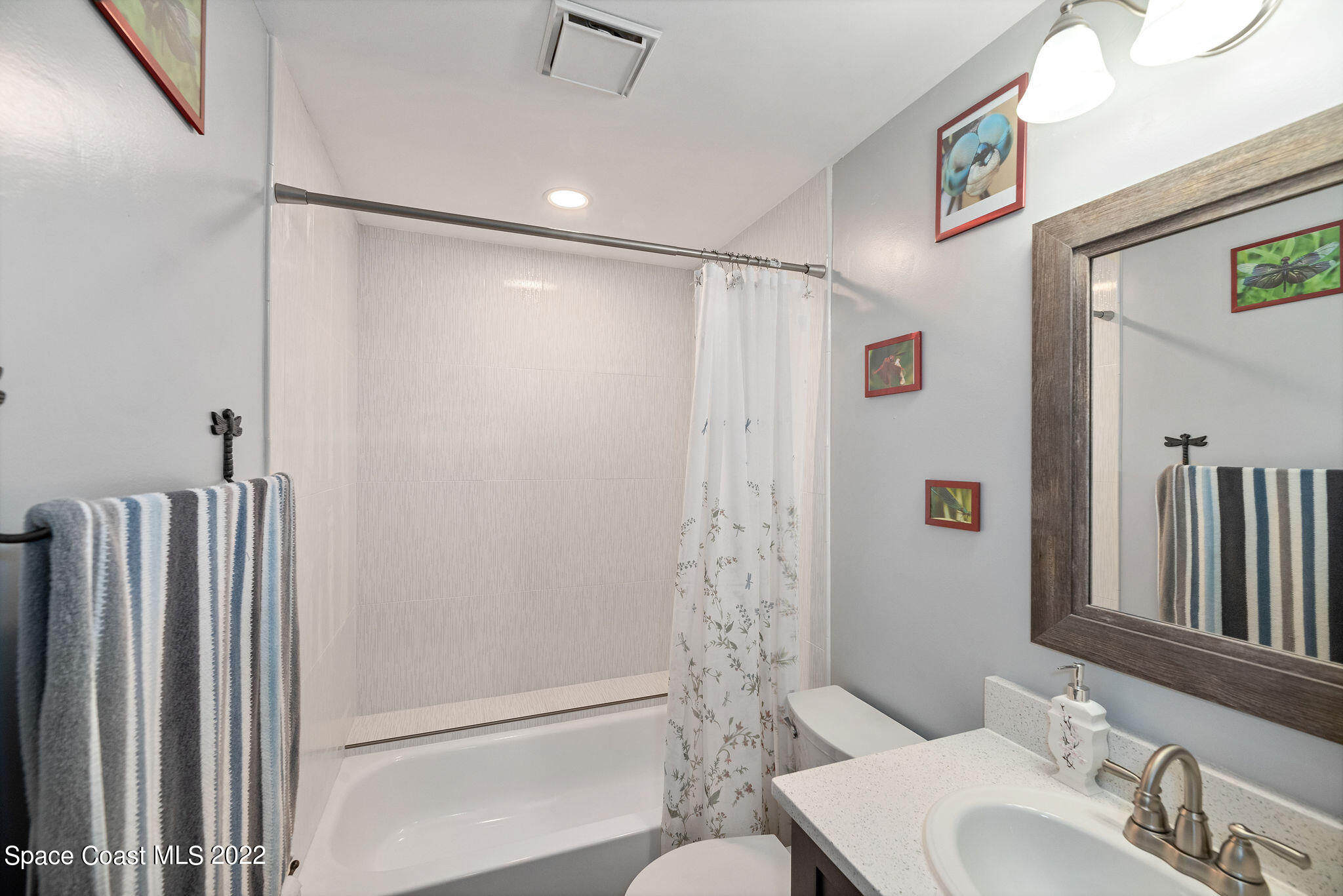 2715 Raintree Lake Circle