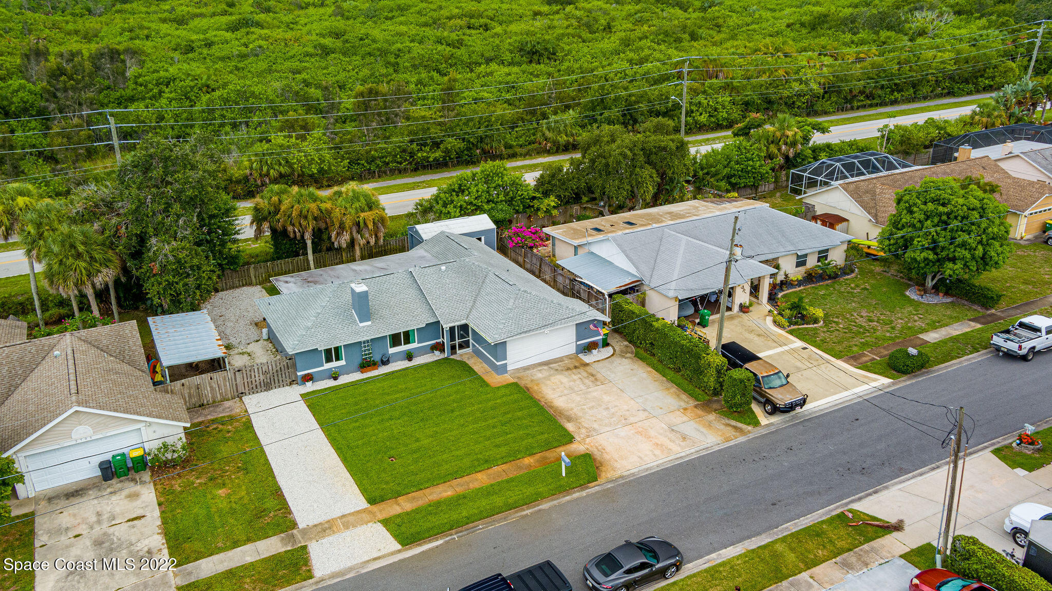 2715 Raintree Lake Circle