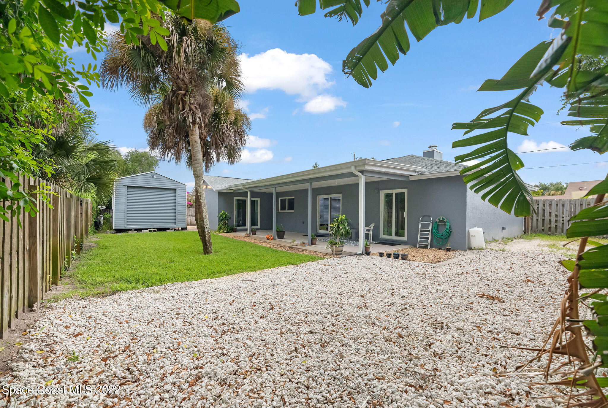 2715 Raintree Lake Circle